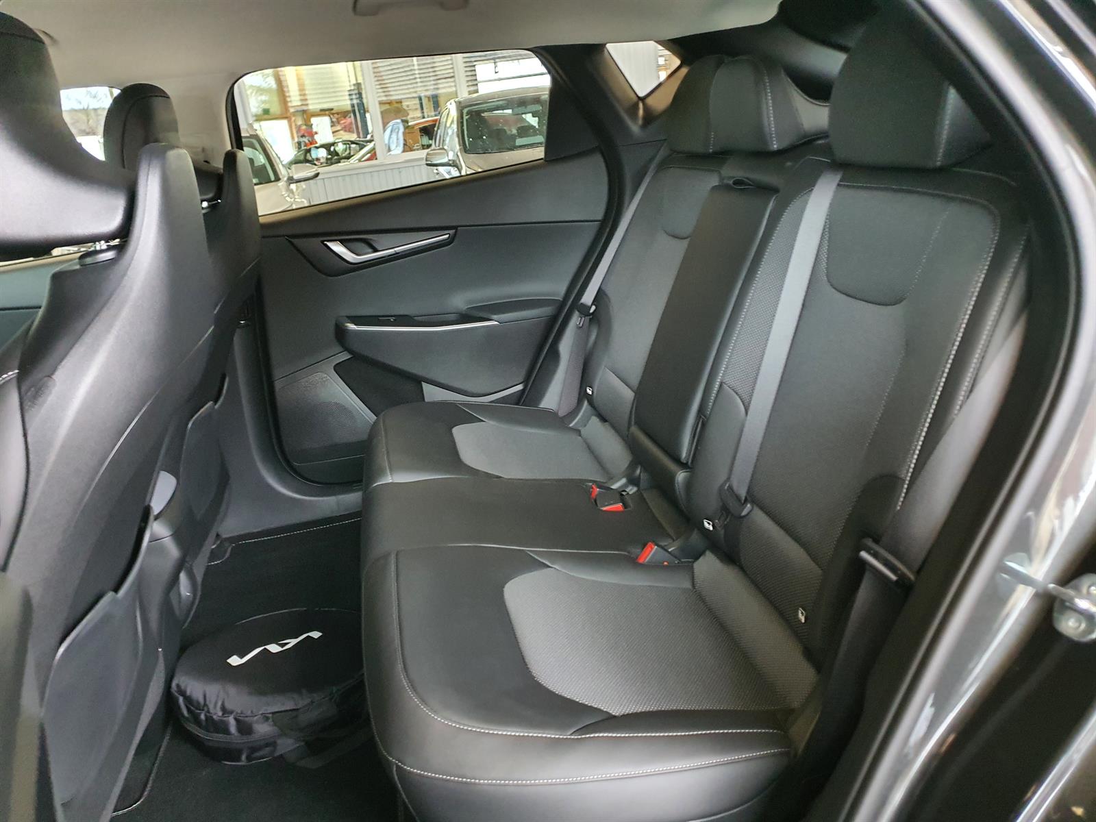 KIA EV6 77 kWh-image-6
