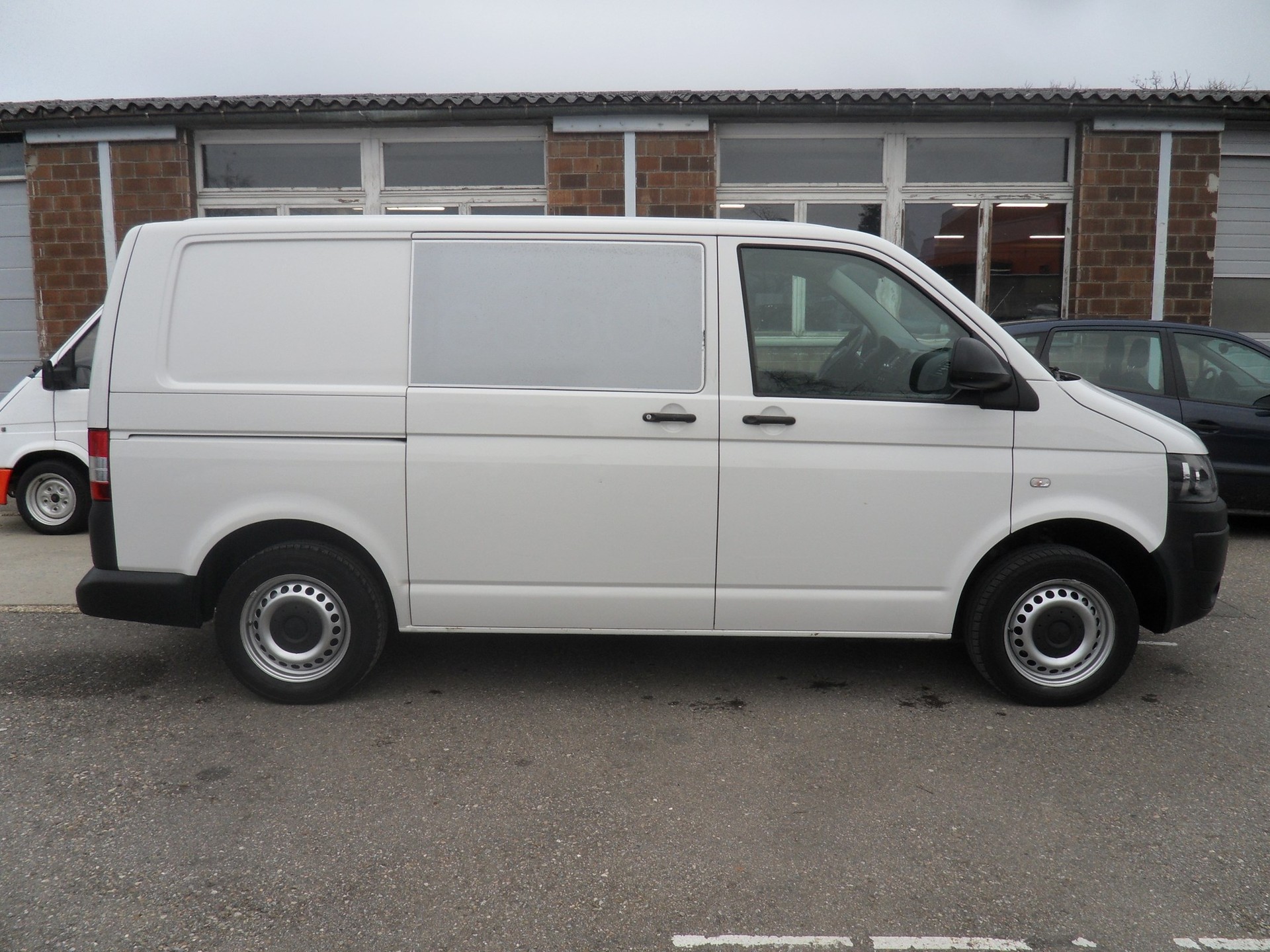 VW T5 2.0 TDI DSG-image-3