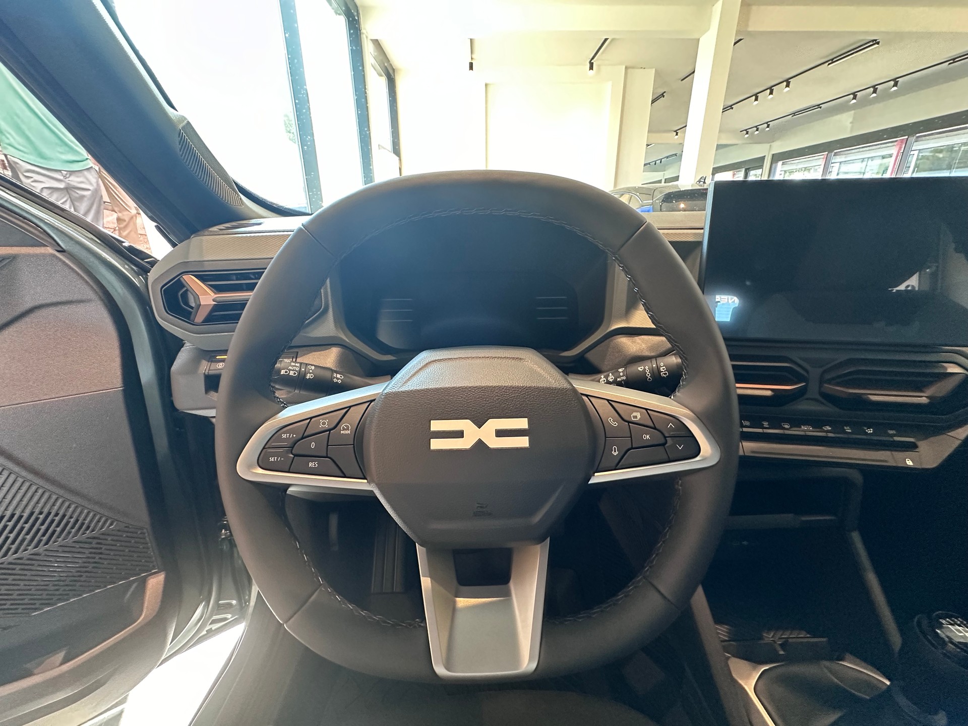DACIA Duster TCe 130 48V Extreme-image-10