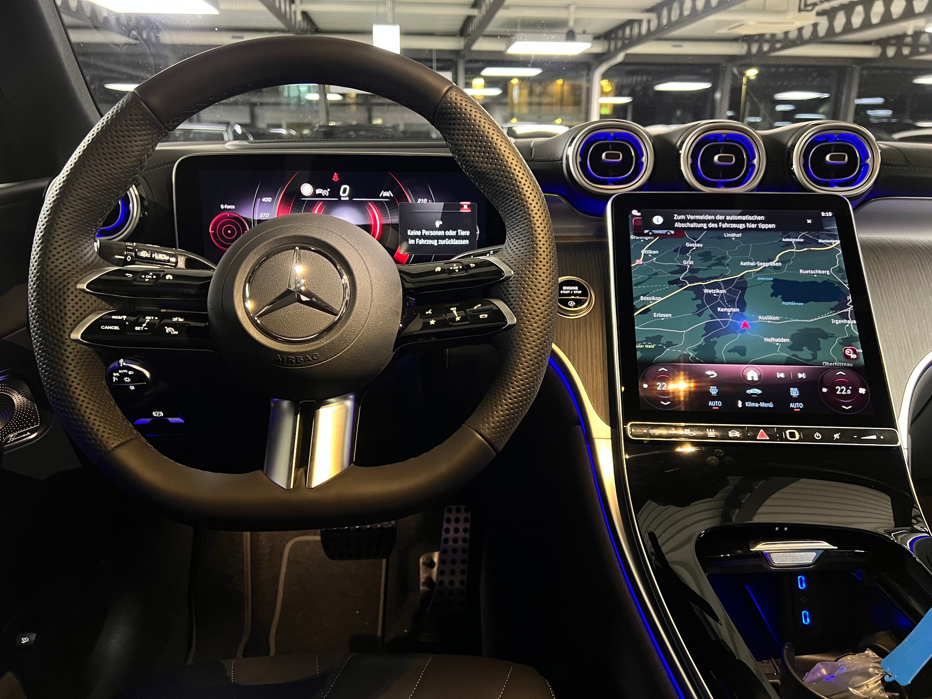 MERCEDES-BENZ GLC 300 4Matic 9G-Tronic-image-9