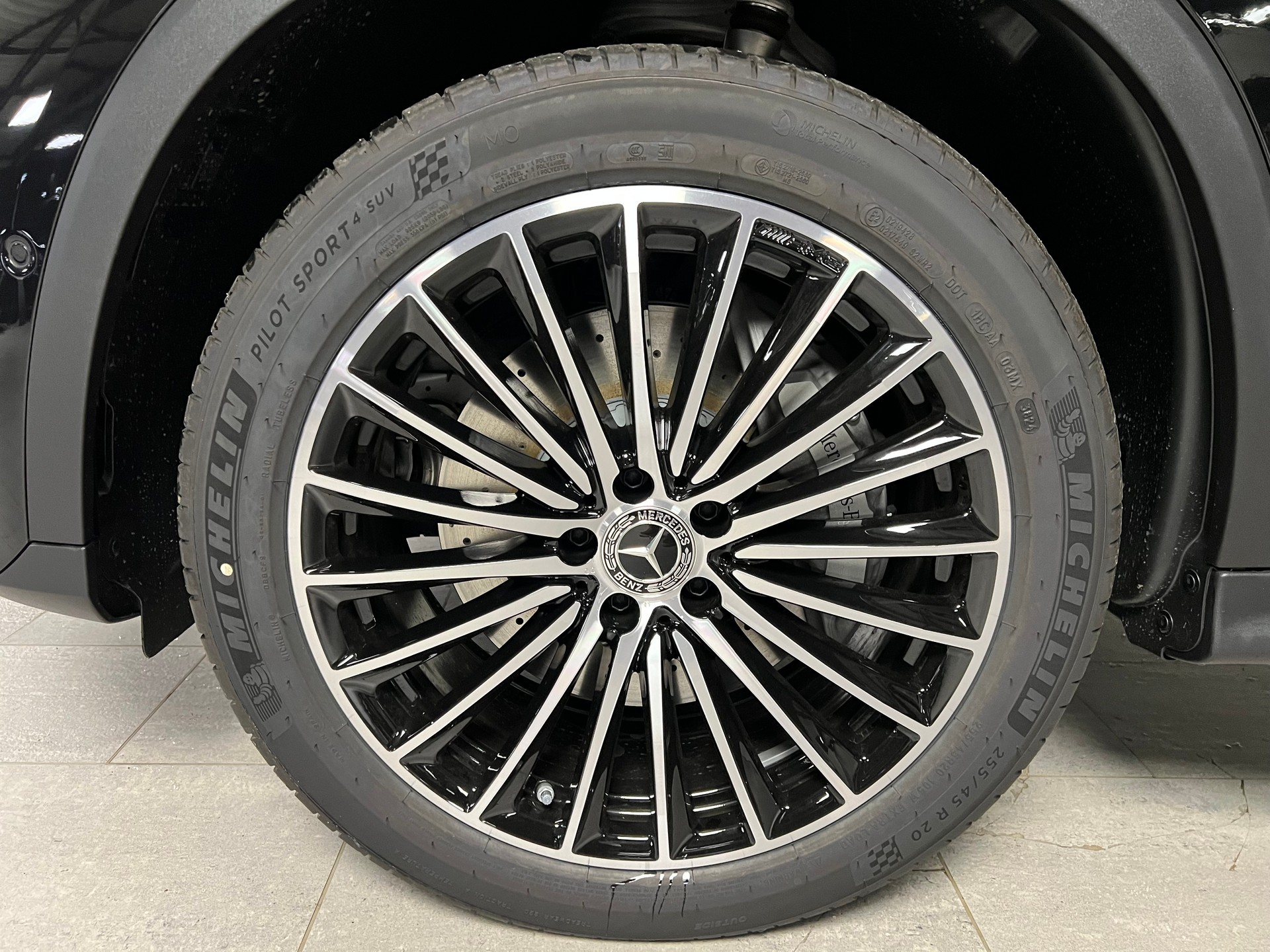 MERCEDES-BENZ GLC 300 4Matic 9G-Tronic-image-6