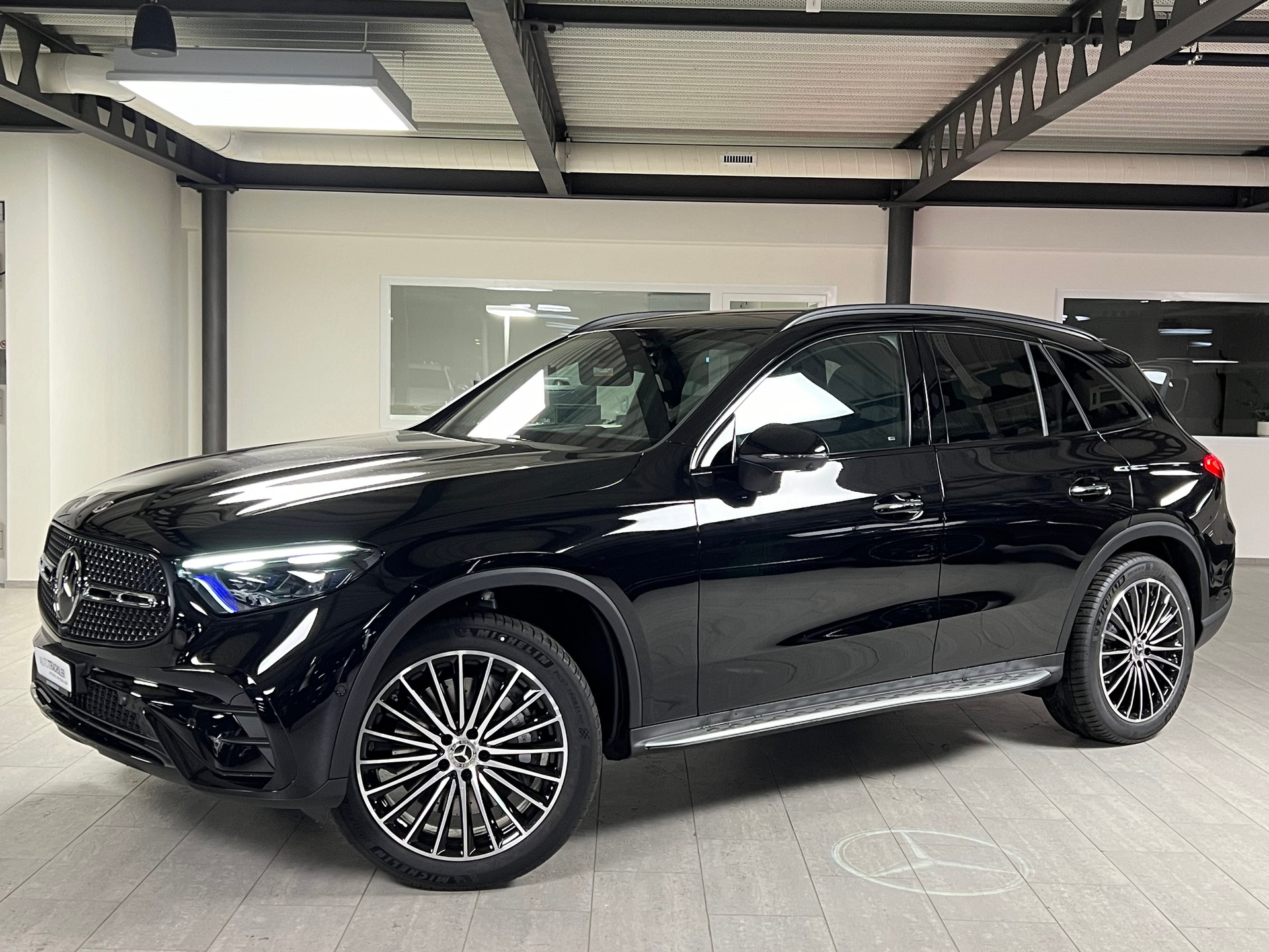MERCEDES-BENZ GLC 300 4Matic 9G-Tronic-image-0