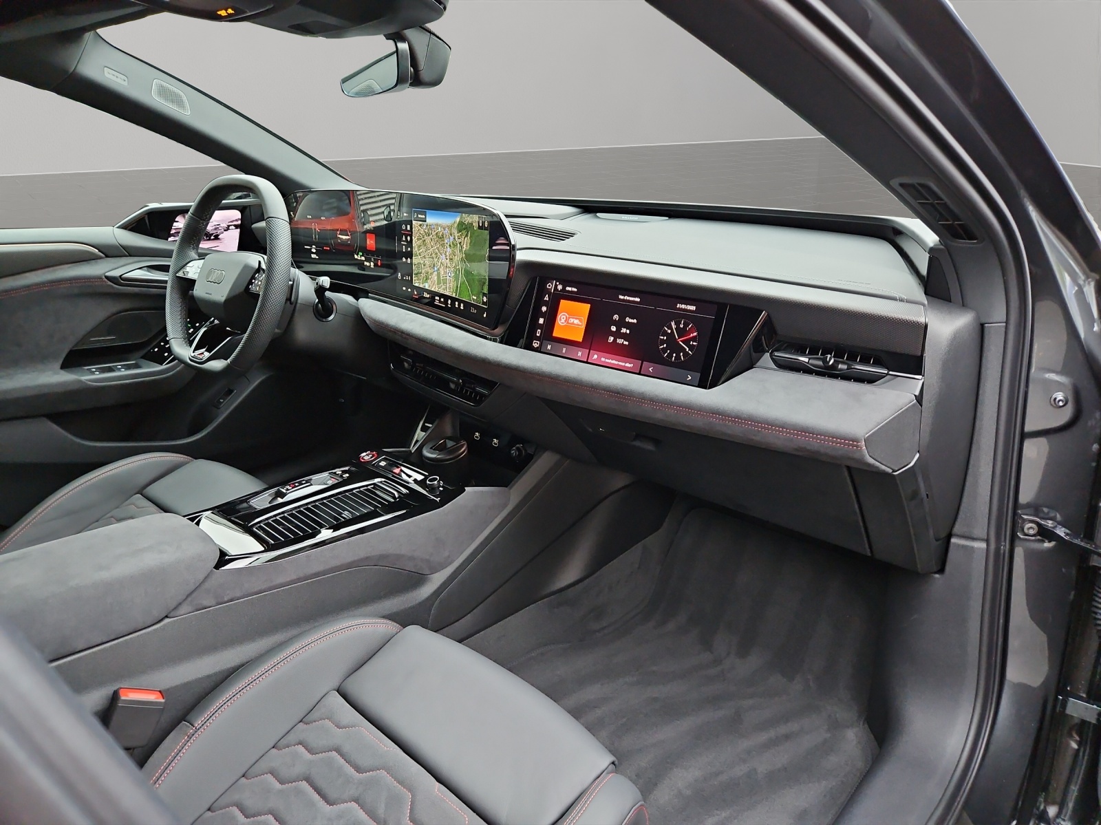 AUDI S6 Avant e-tron quattro-image-10