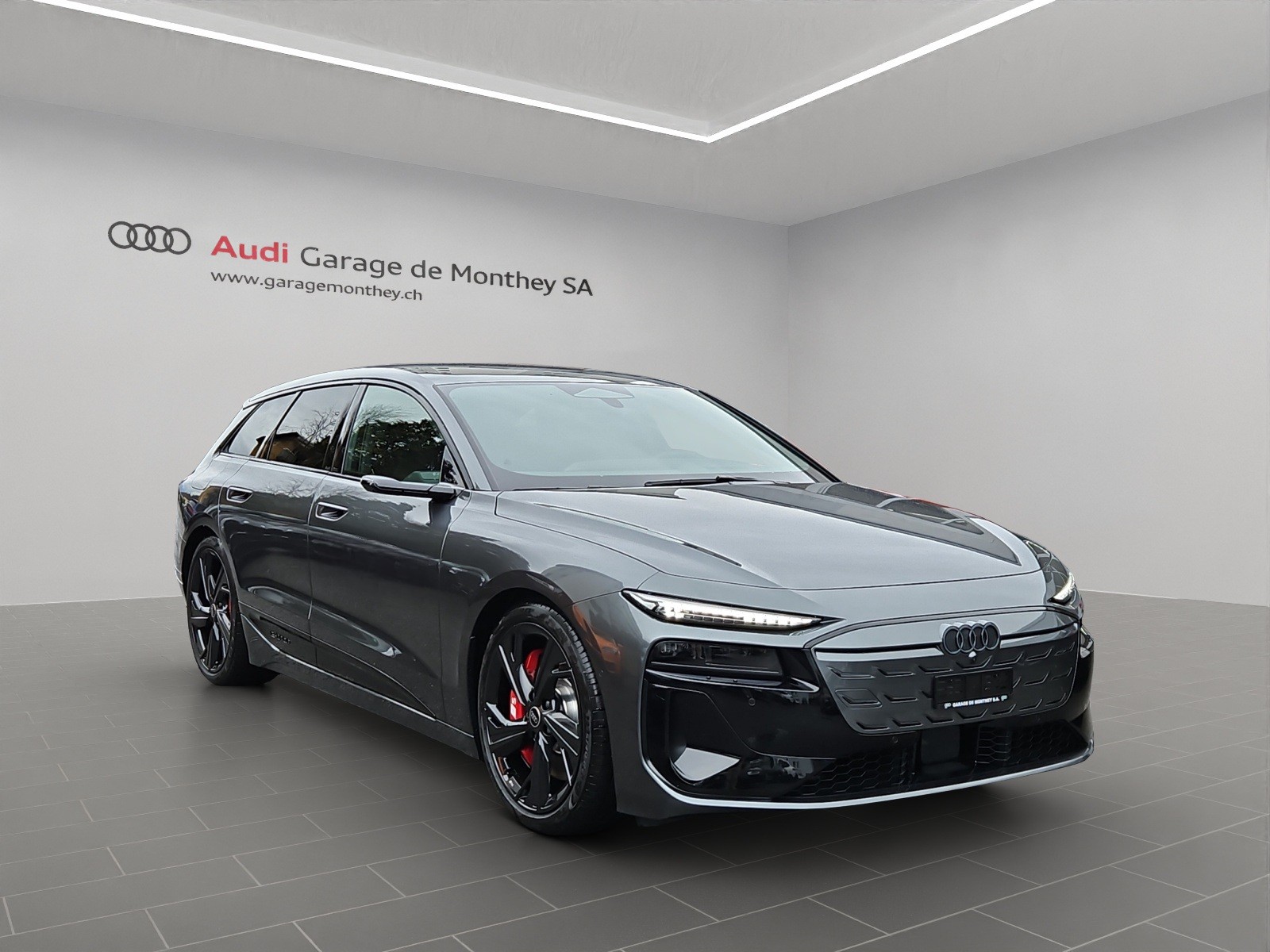 AUDI S6 Avant e-tron quattro-image-2
