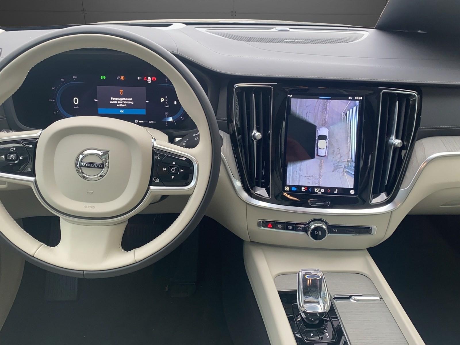 VOLVO V60 2.0 B5 Ultimate Bright AWD-image-11