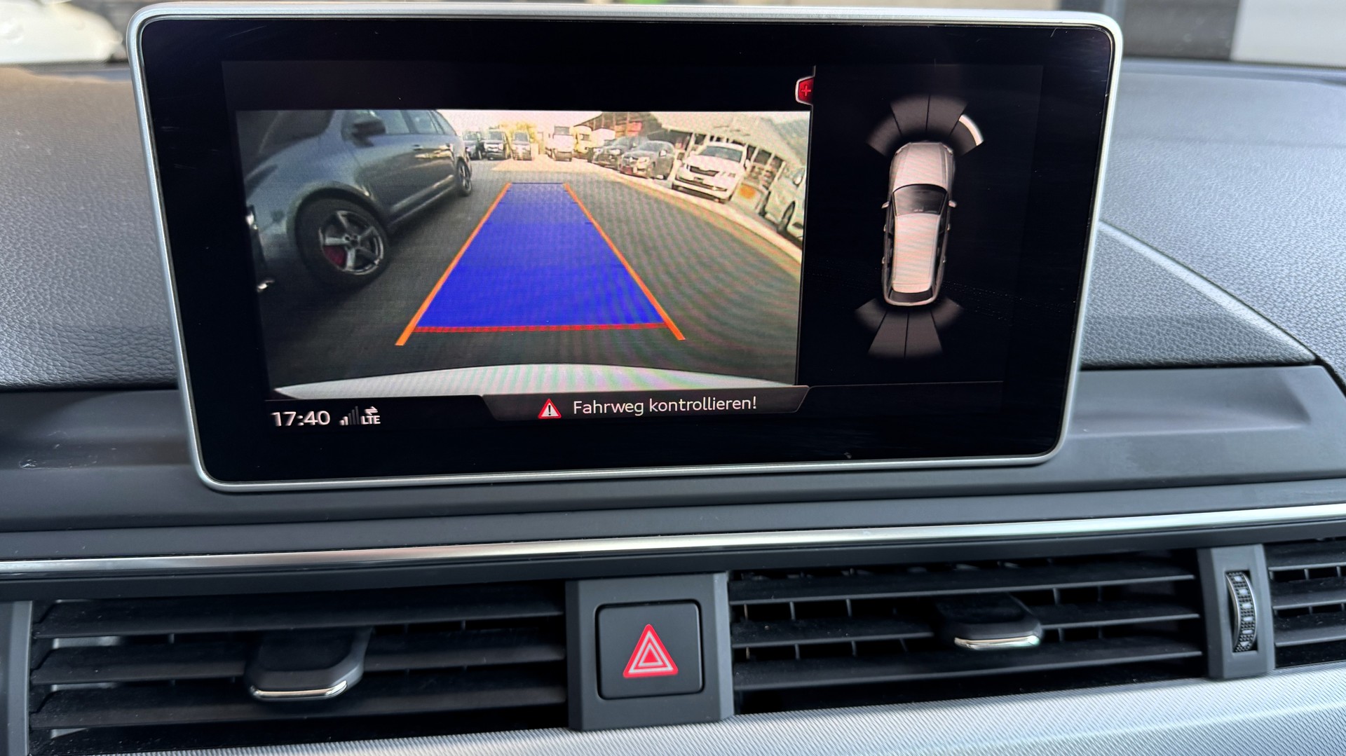 AUDI A4 Avant 3.0 TDI quattro tiptronic-image-10