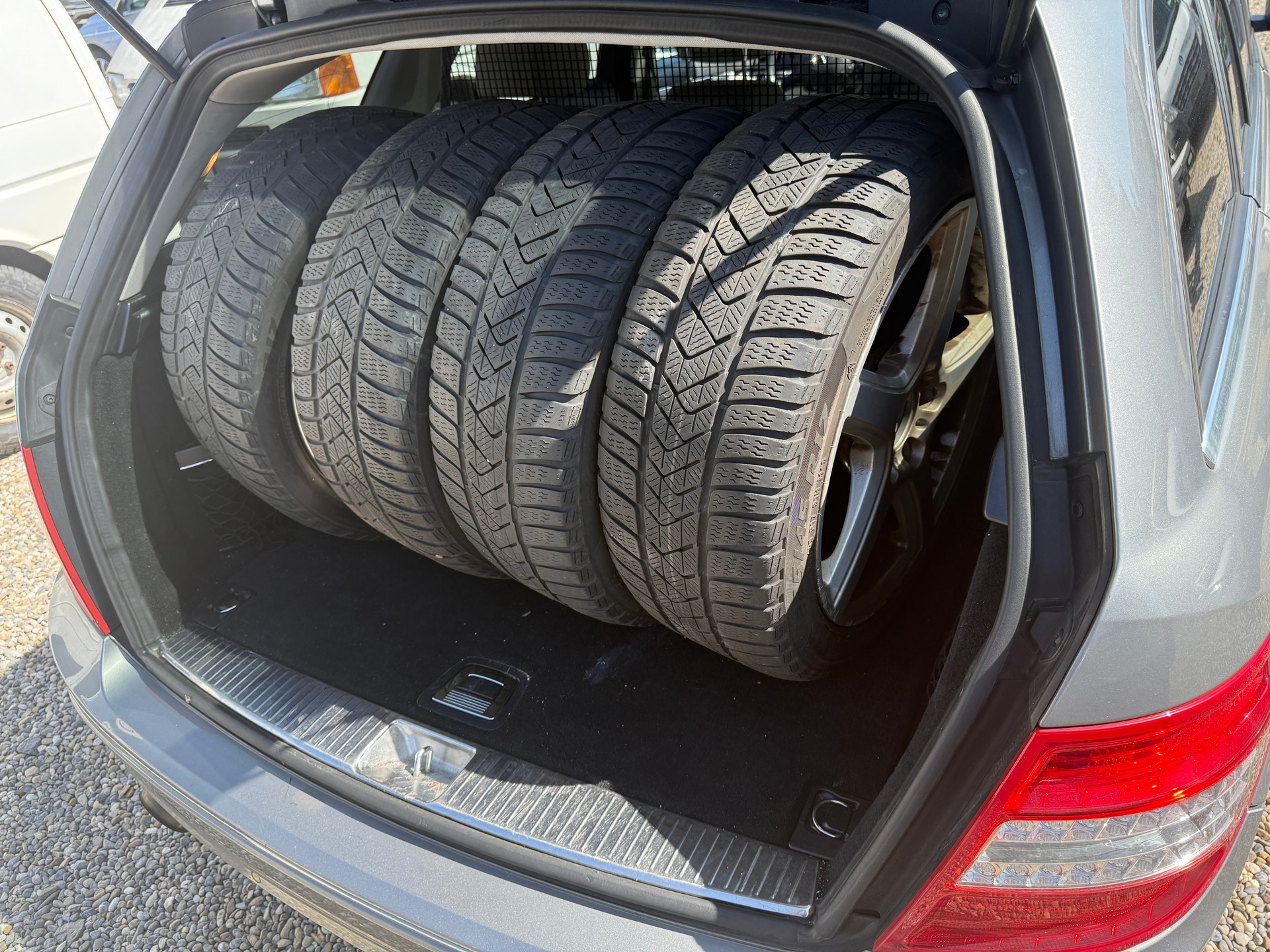 MERCEDES-BENZ C 350 CDI BlueEfficiency Elégance 4Matic 7G-Tronic-image-8