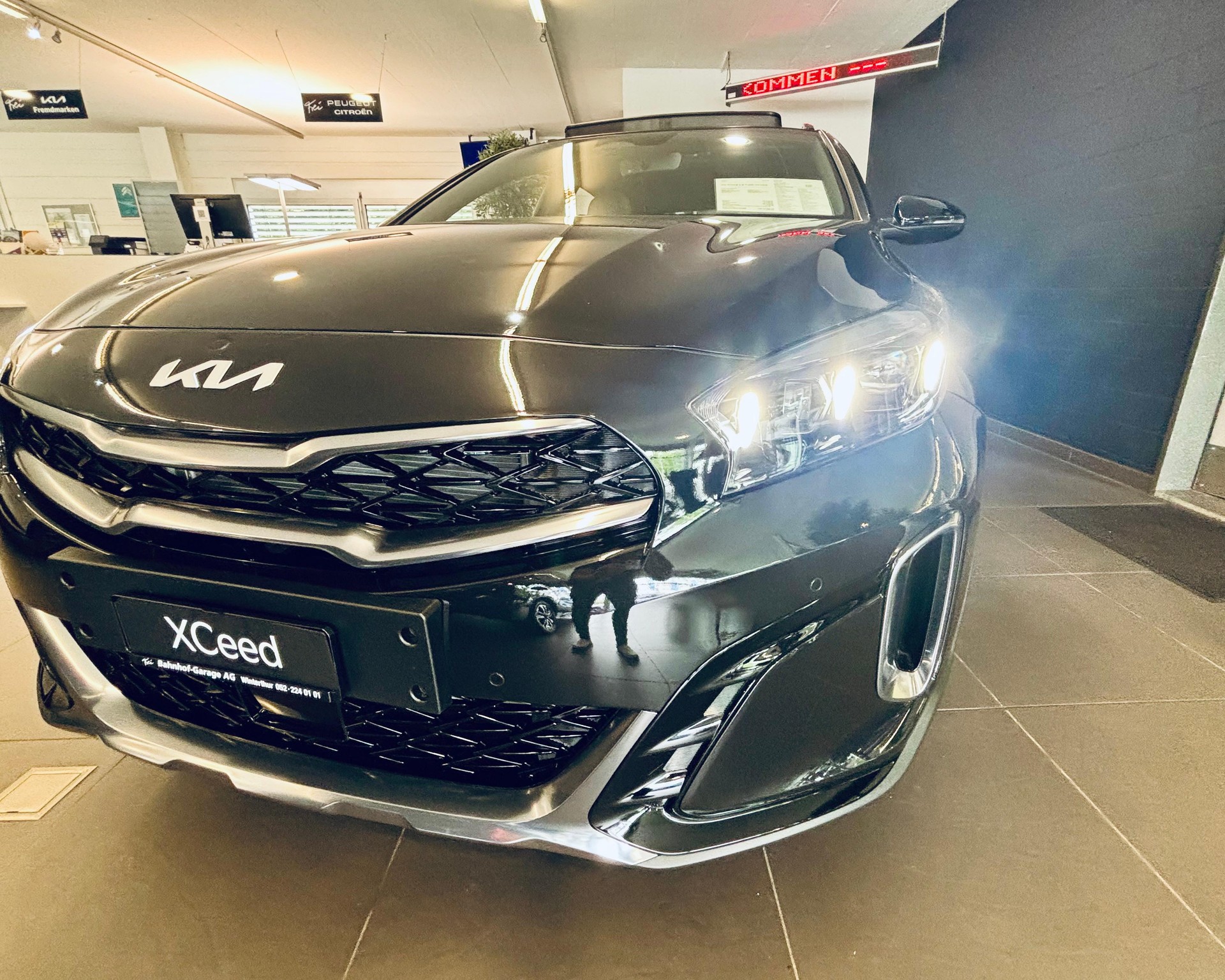 KIA XCeed 1.6 T-GDi GT-Line-image-16