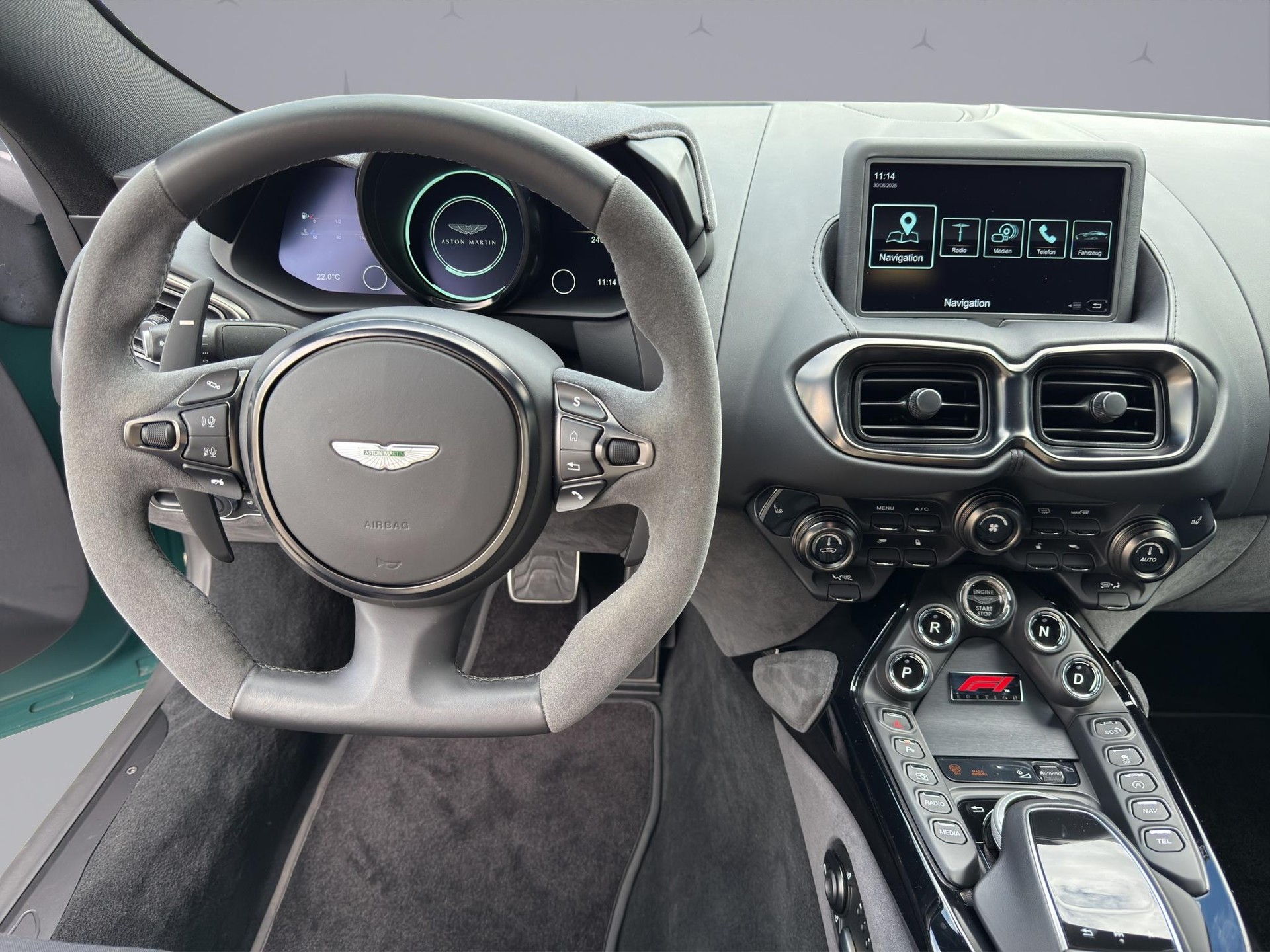ASTON MARTIN V8 Vantage Coupé 4.0 V8 Bi-Turbo F1-image-12