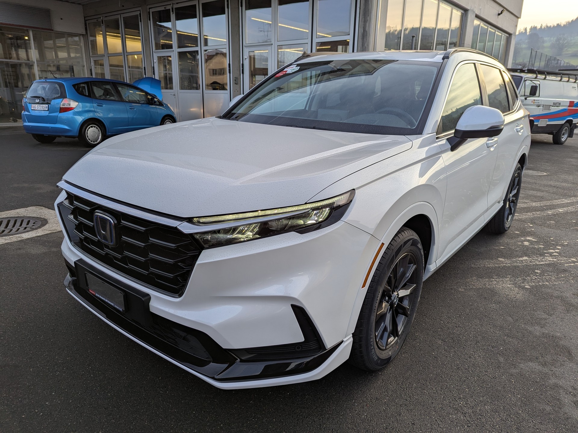 HONDA CR-V 2.0i MMD PHEV Advance 2WD Automatic-image-0