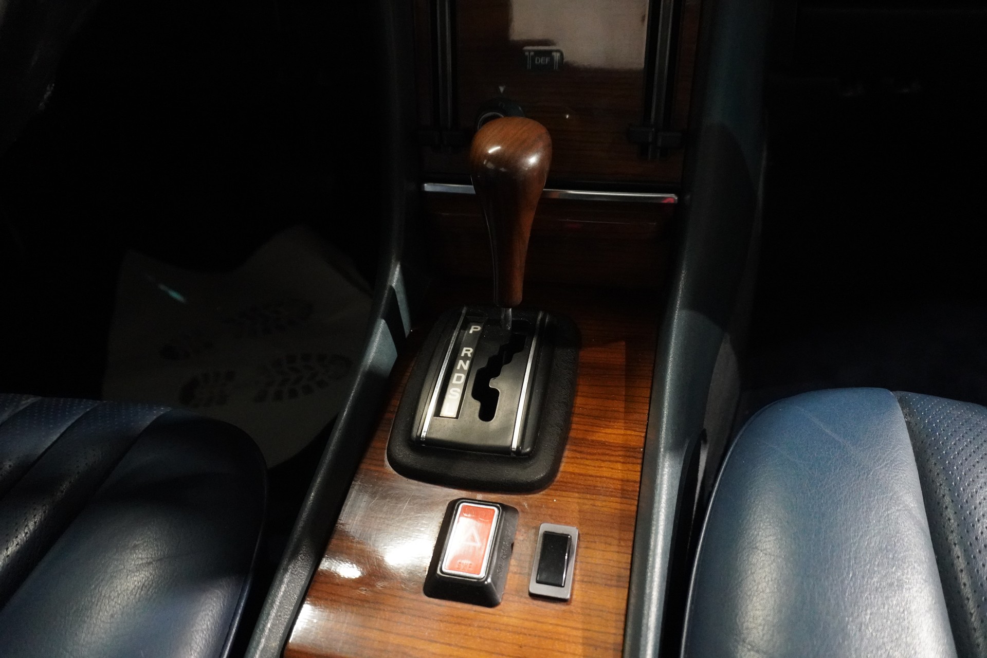 MERCEDES-BENZ SL 280-image-9