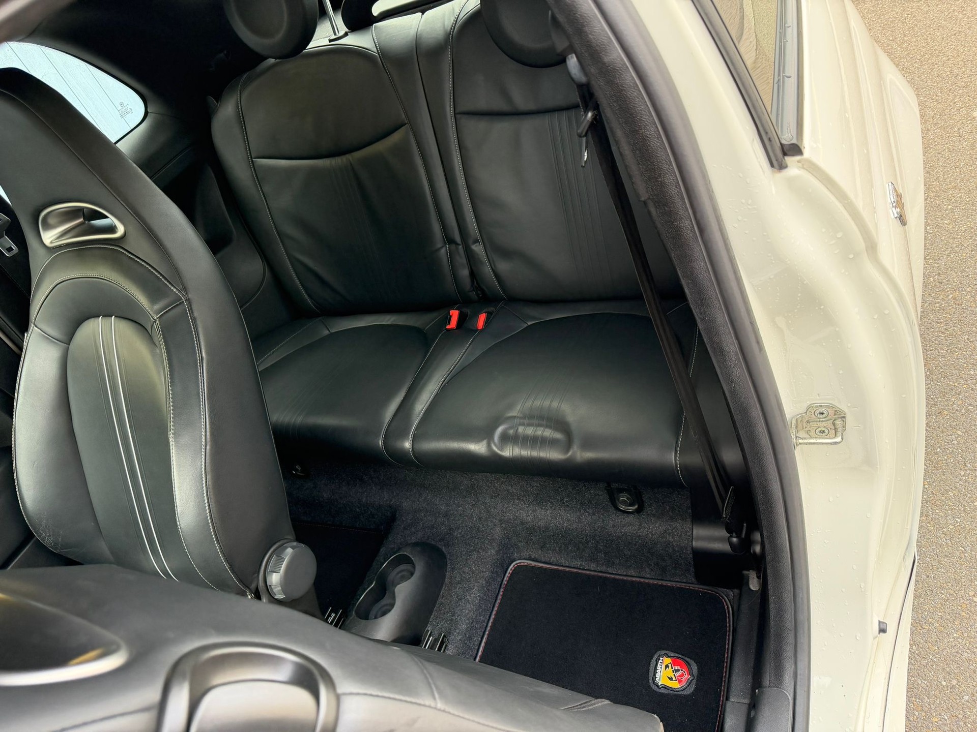 FIAT 500C 1.4 16V Turbo Abarth Dualogic-image-19