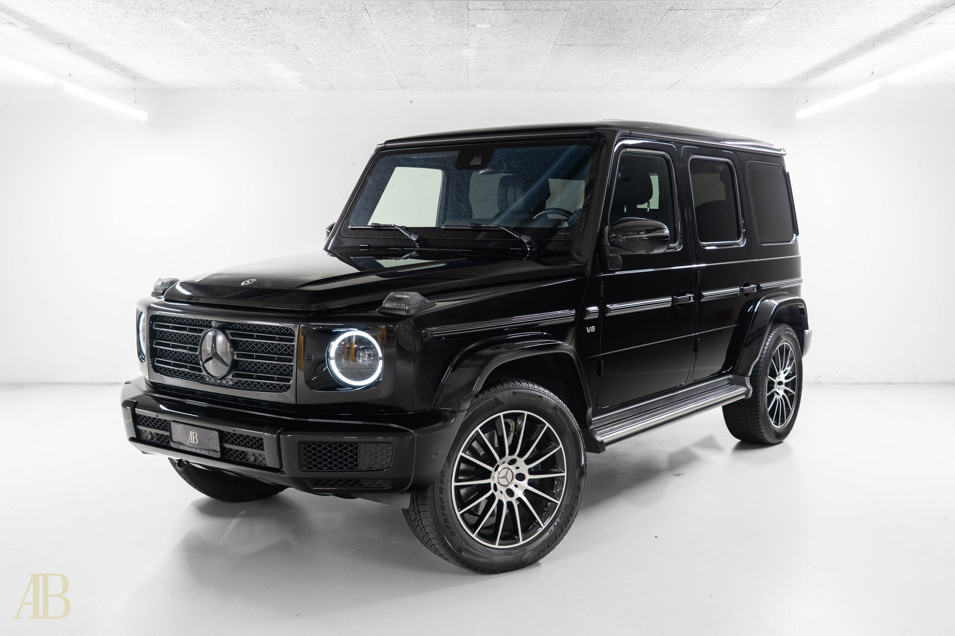 MERCEDES-BENZ G 500 AMG Line-image-2