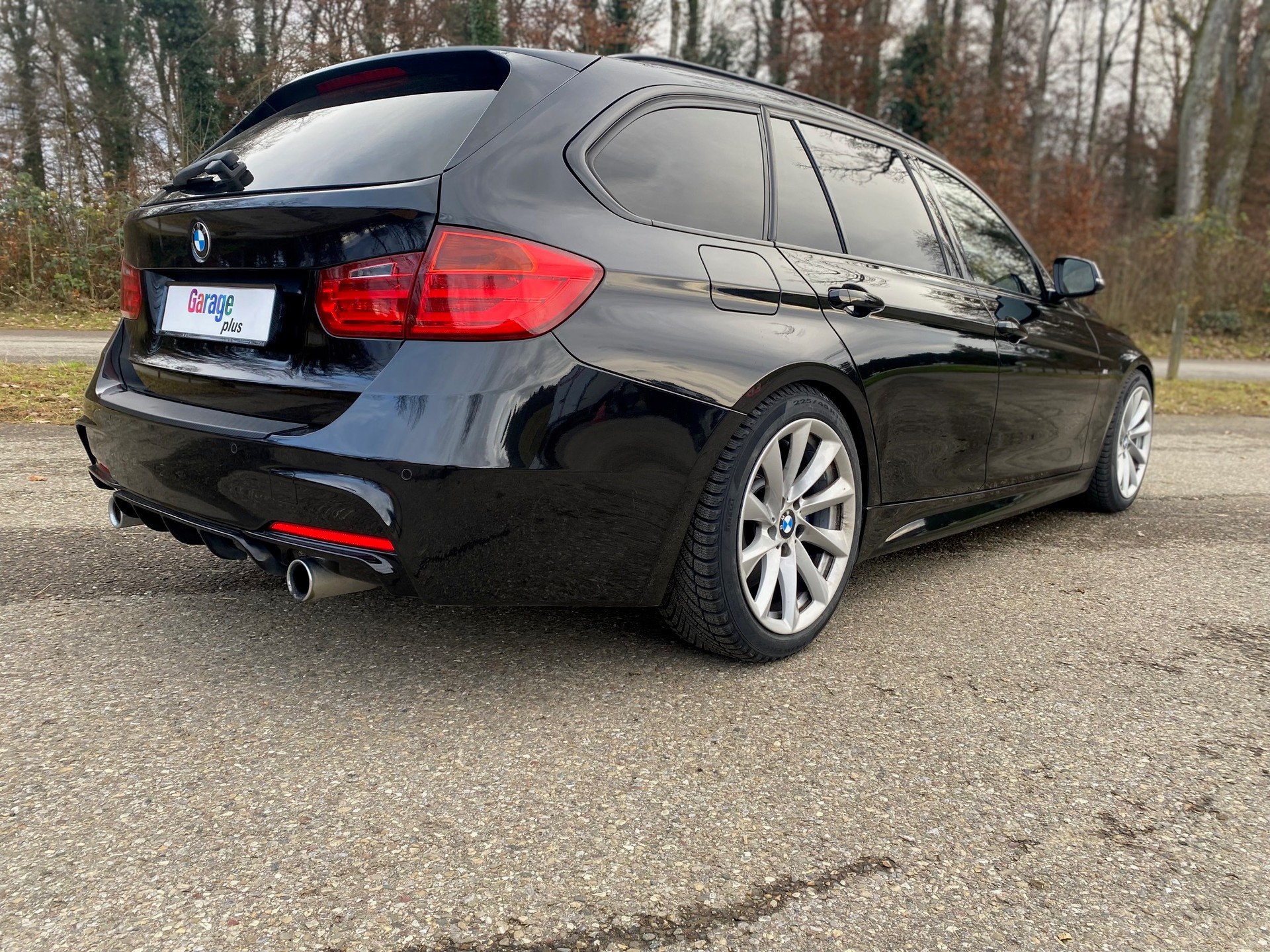 BMW 335i xDrive Touring Steptronic-image-5