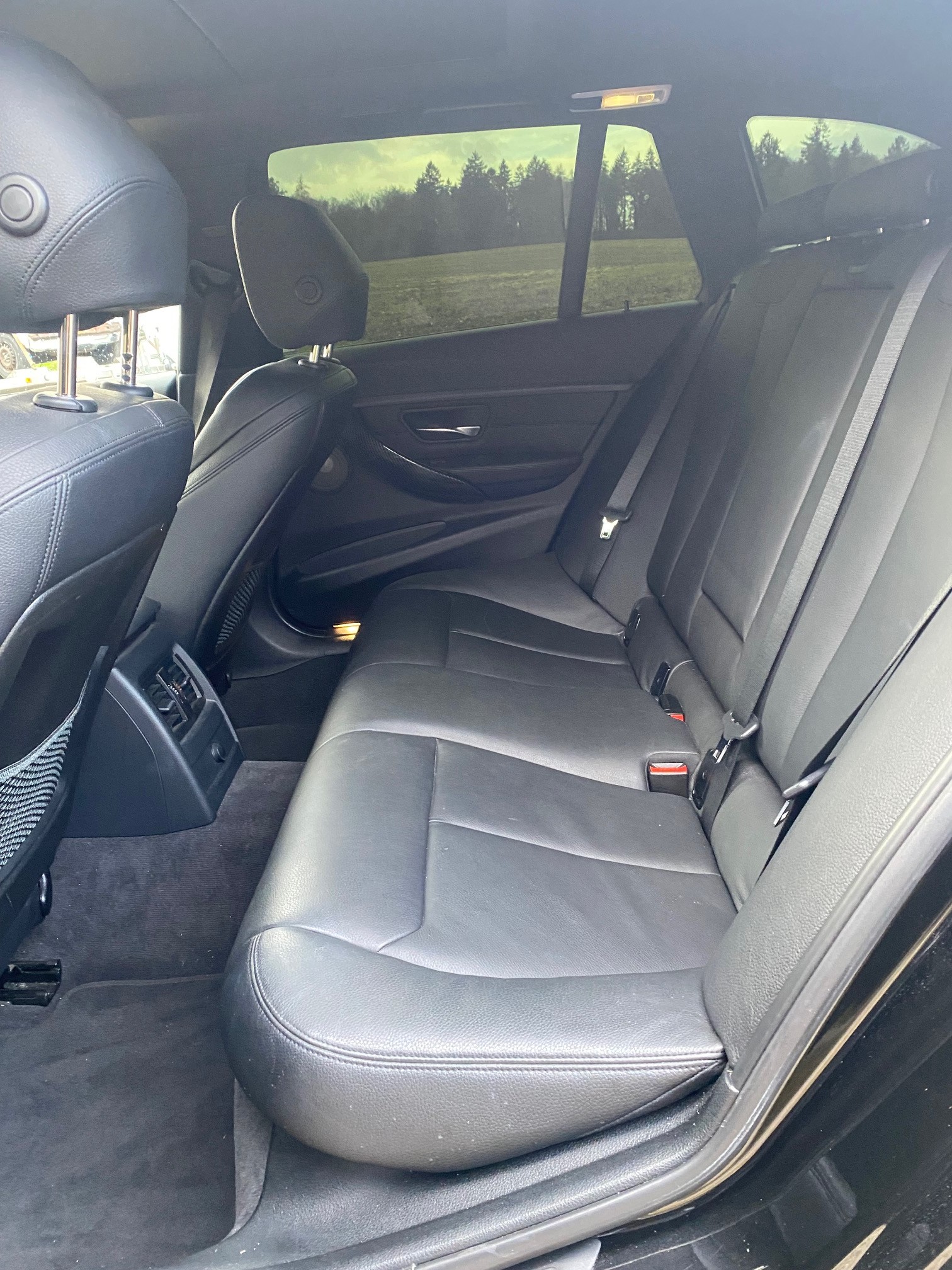 BMW 335i xDrive Touring Steptronic-image-9
