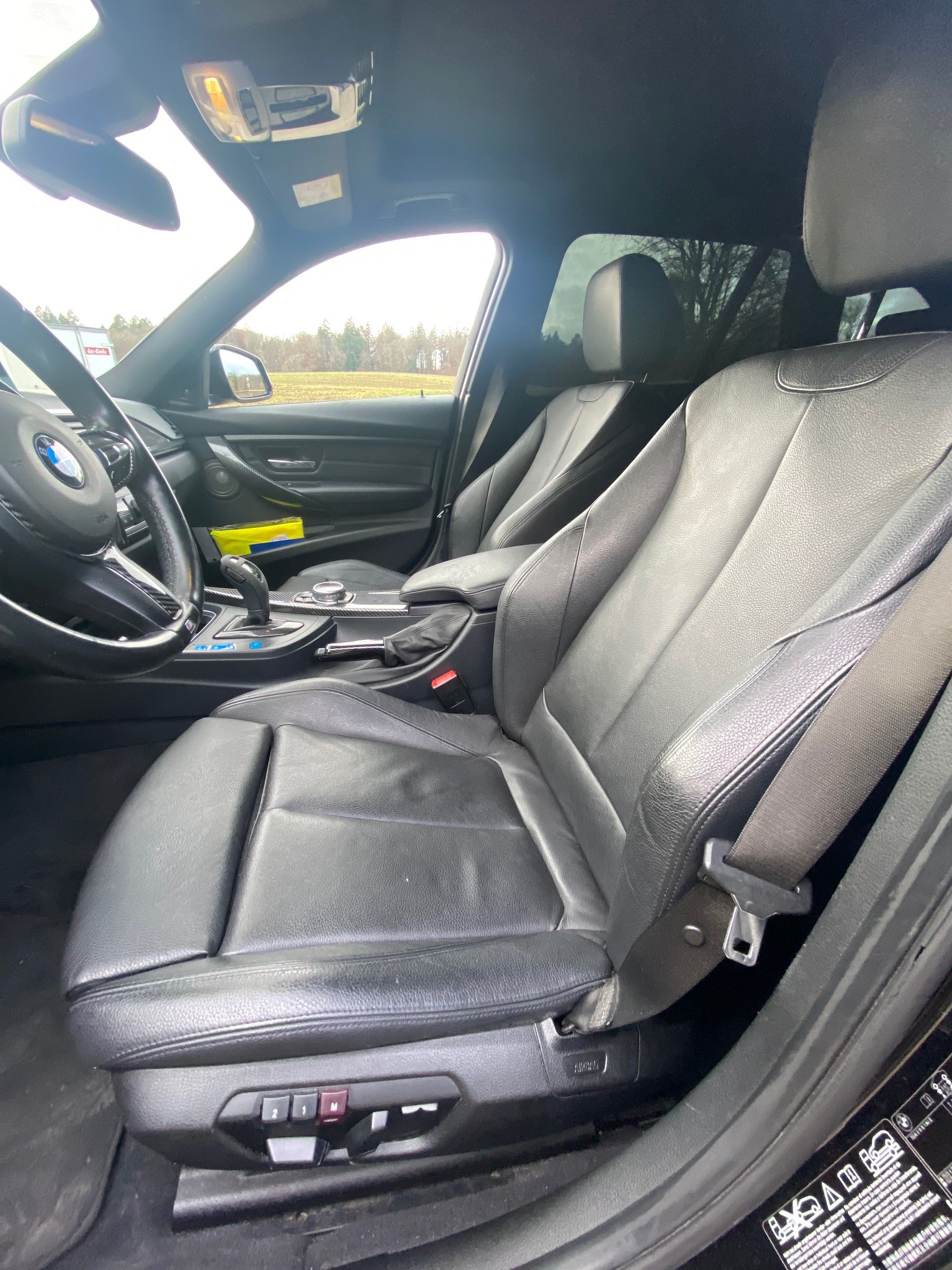 BMW 335i xDrive Touring Steptronic-image-10