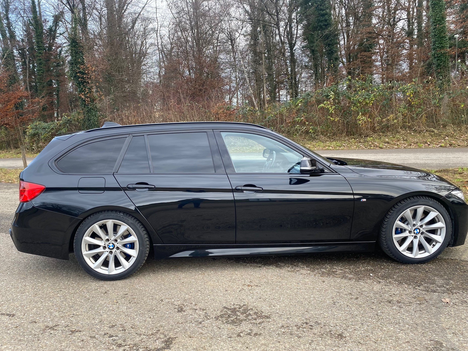 BMW 335i xDrive Touring Steptronic-image-6