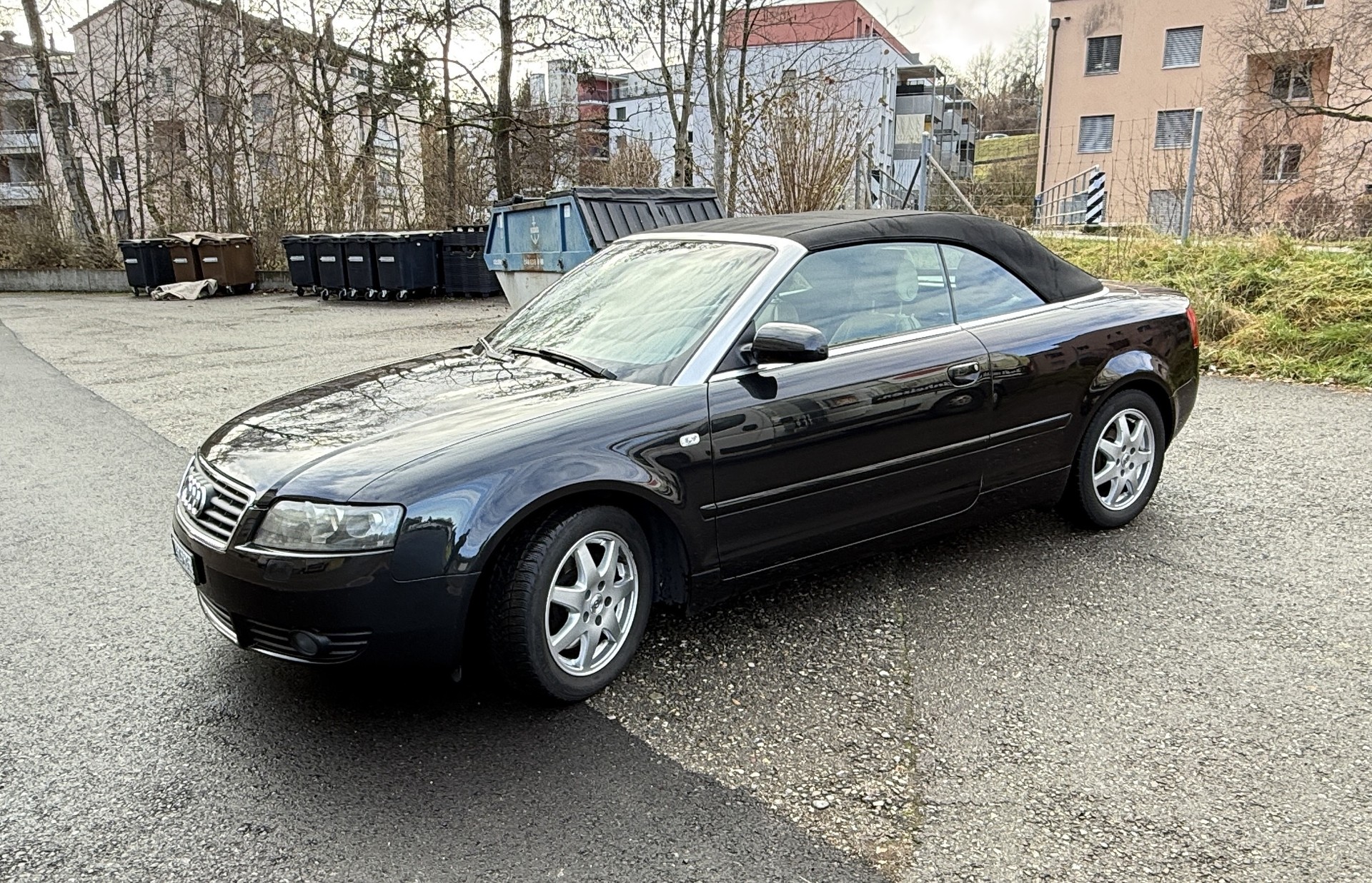 AUDI A4 Cabriolet 2.4 V6-image-5