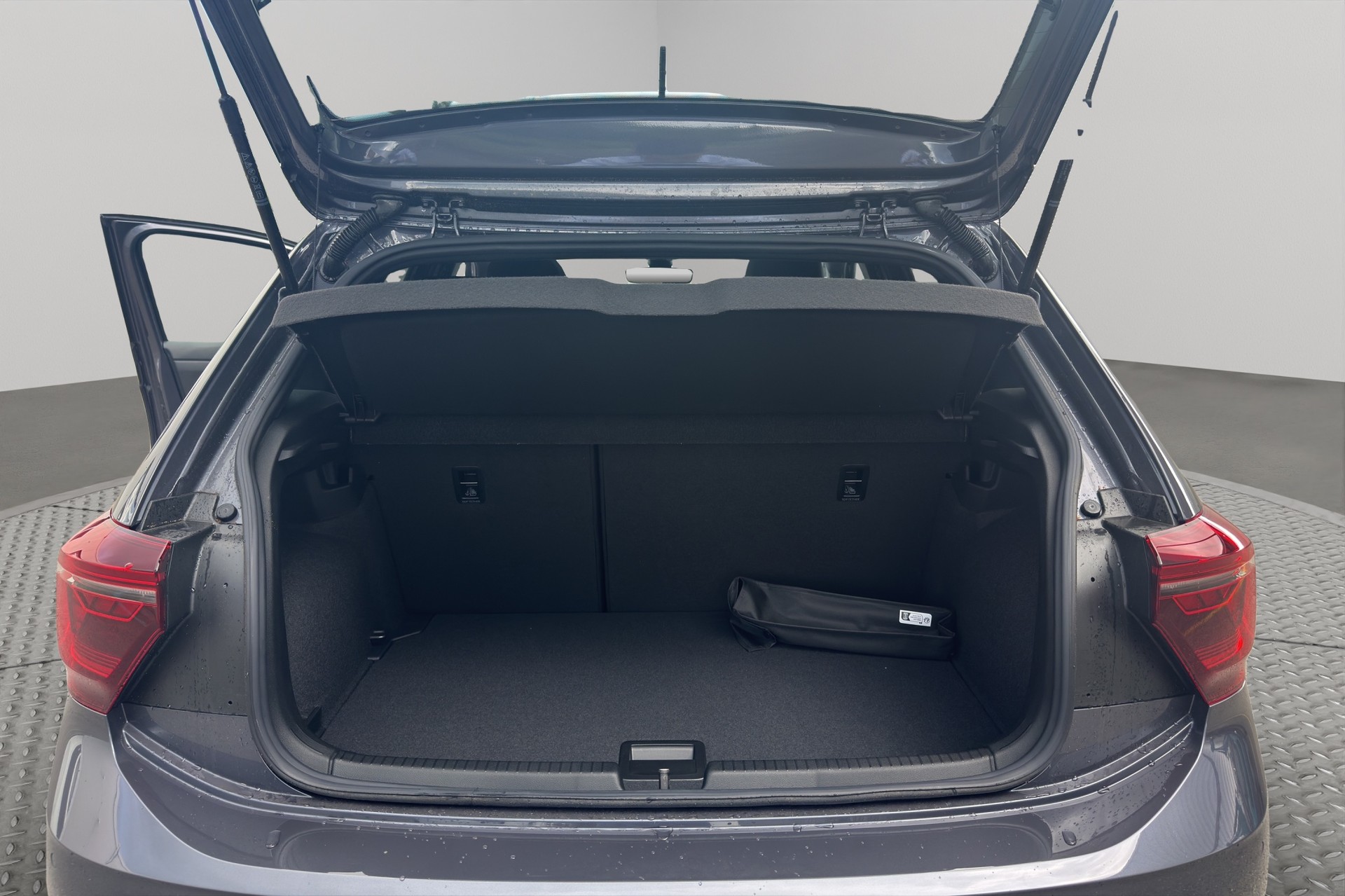 VW Polo 1.0 TSI Style Edition 50 DSG-image-10