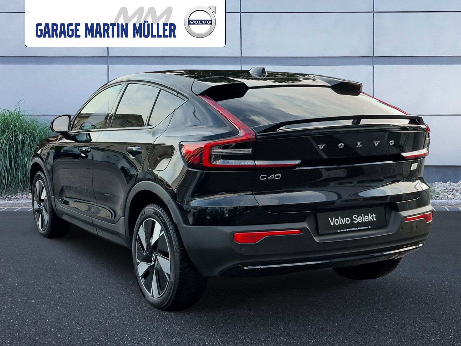 VOLVO C40 E80 Plus AWD-showroom-element-2