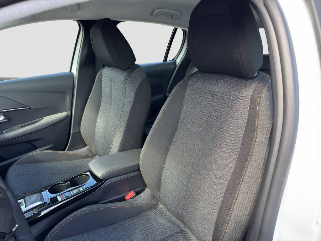 PEUGEOT 208 1.2 PureTech 100 Style 50. Jahr-Jubiläum Ulrich-image-9