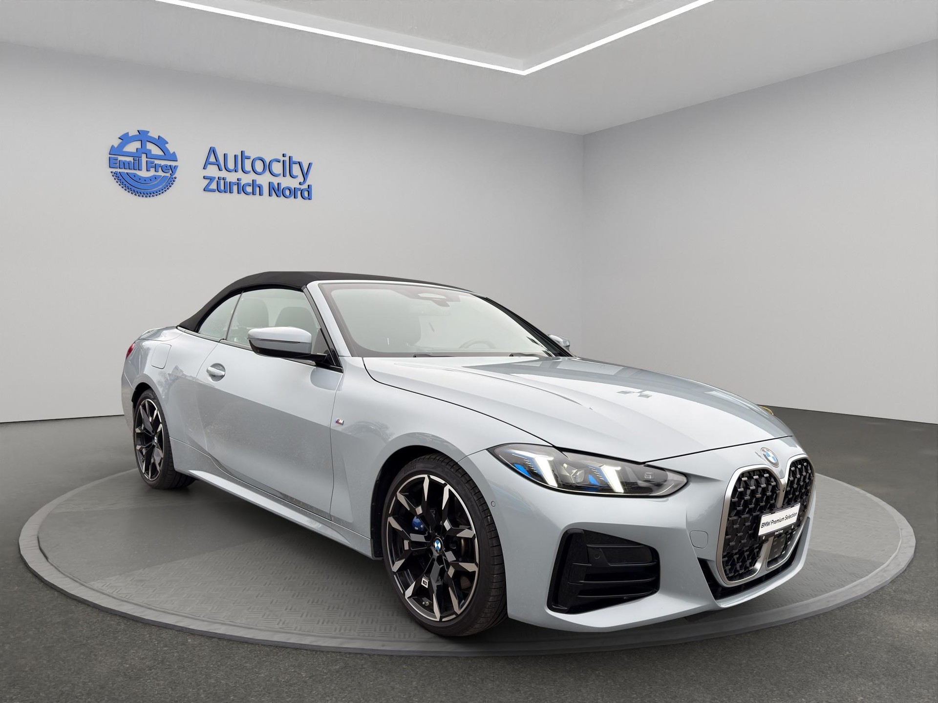 BMW 430i xDrive Cabrio-image-2