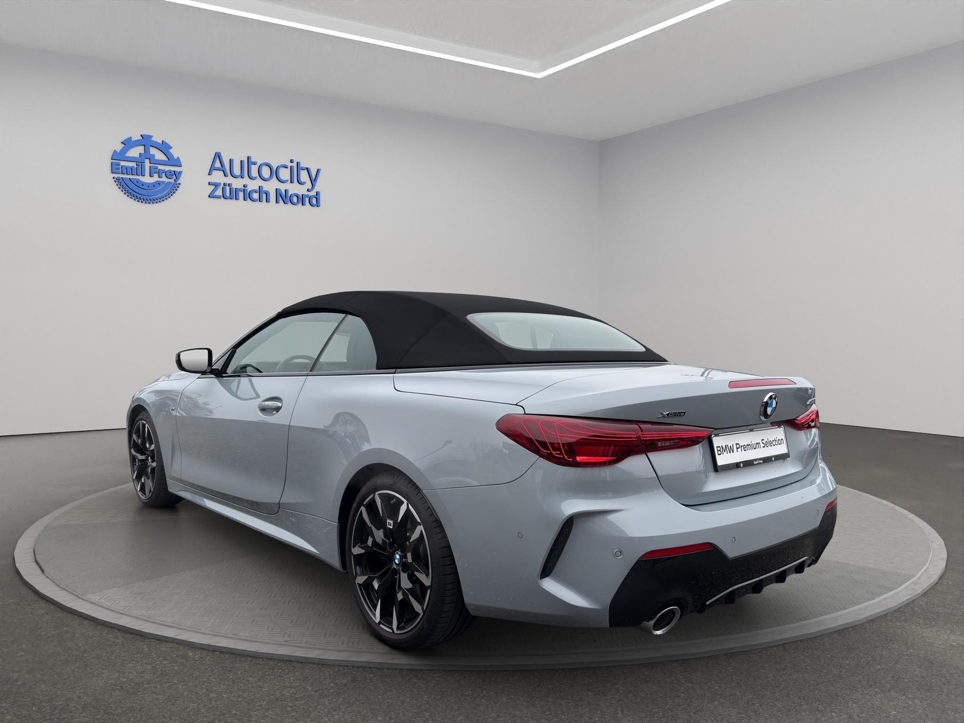 BMW 430i xDrive Cabrio-image-3
