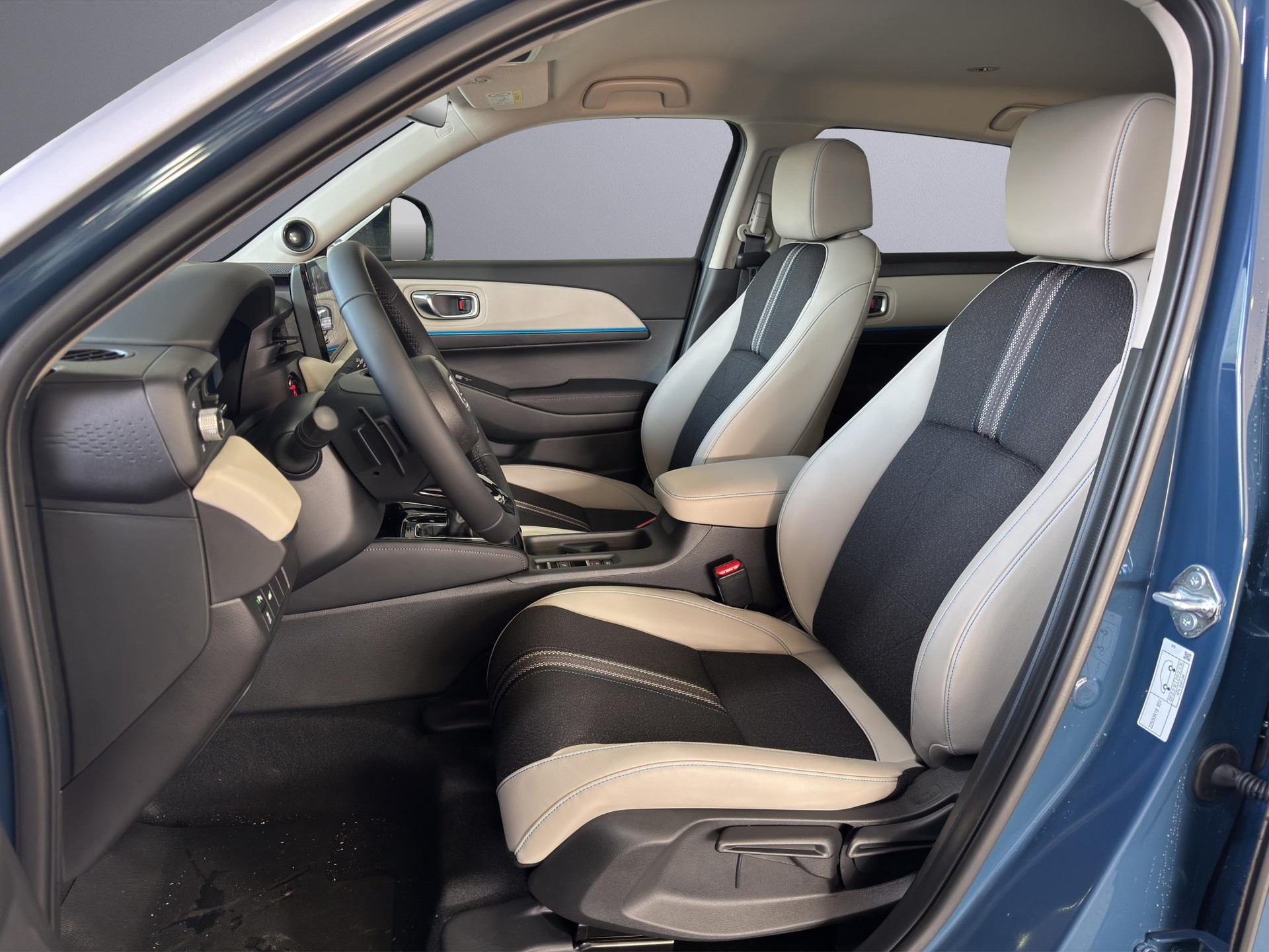 HONDA HR-V 1.5 i-MMD Advance Style-image-14