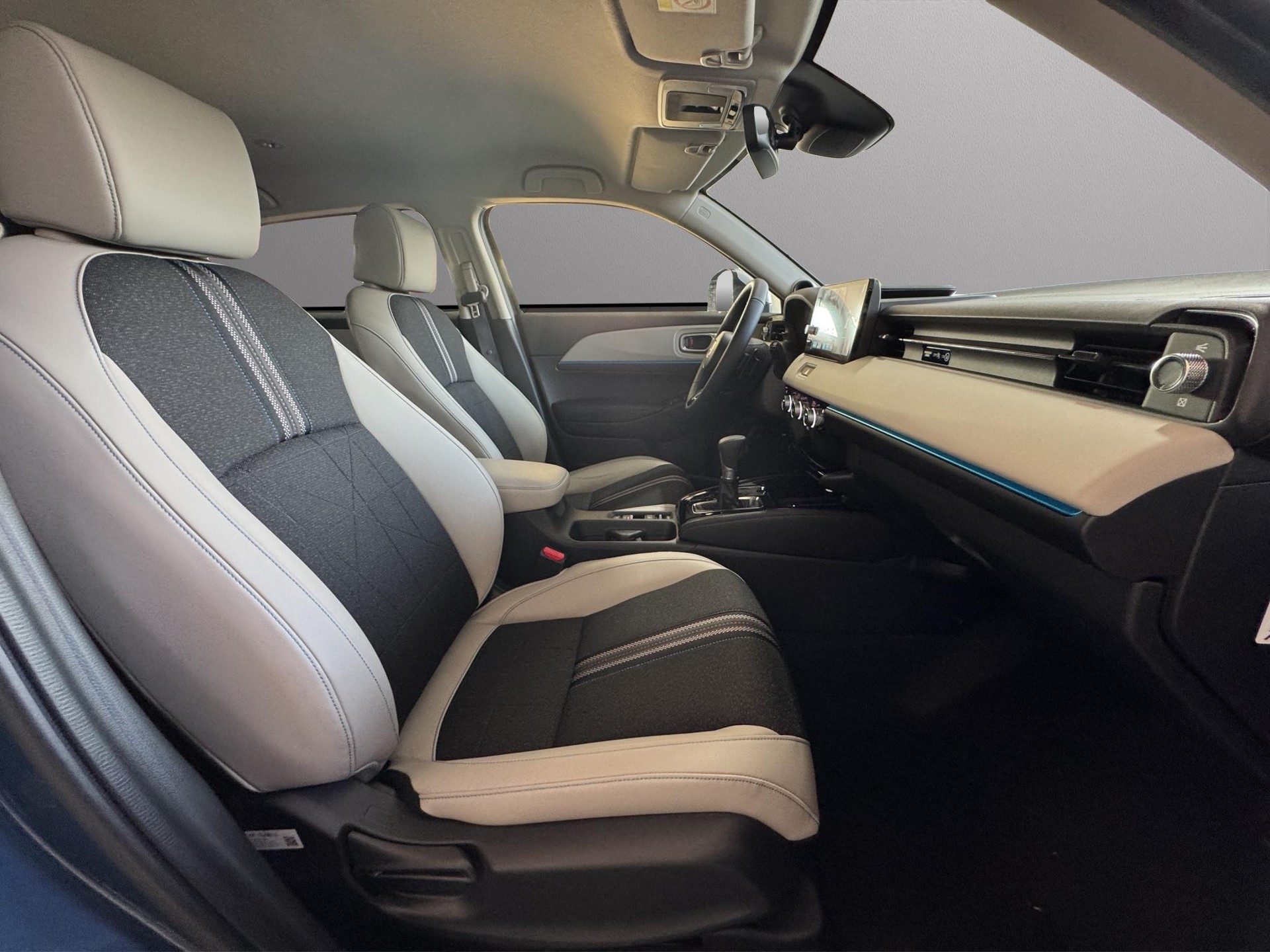 HONDA HR-V 1.5 i-MMD Advance Style-image-13