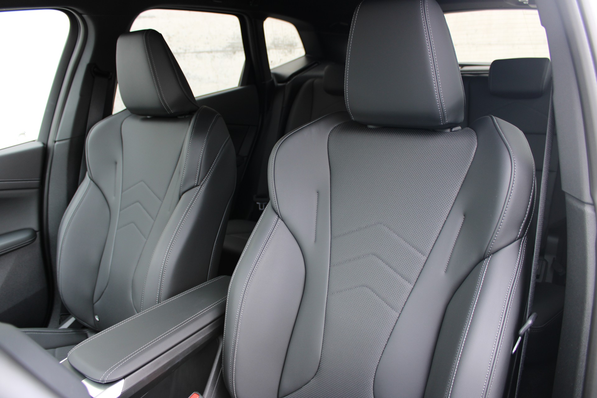 BMW 230e xDr. Act. T. M Sport-image-5