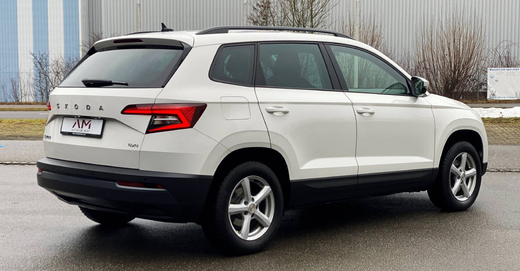 SKODA Karoq 2.0 TDI Ambition 4x4 DSG-image-12