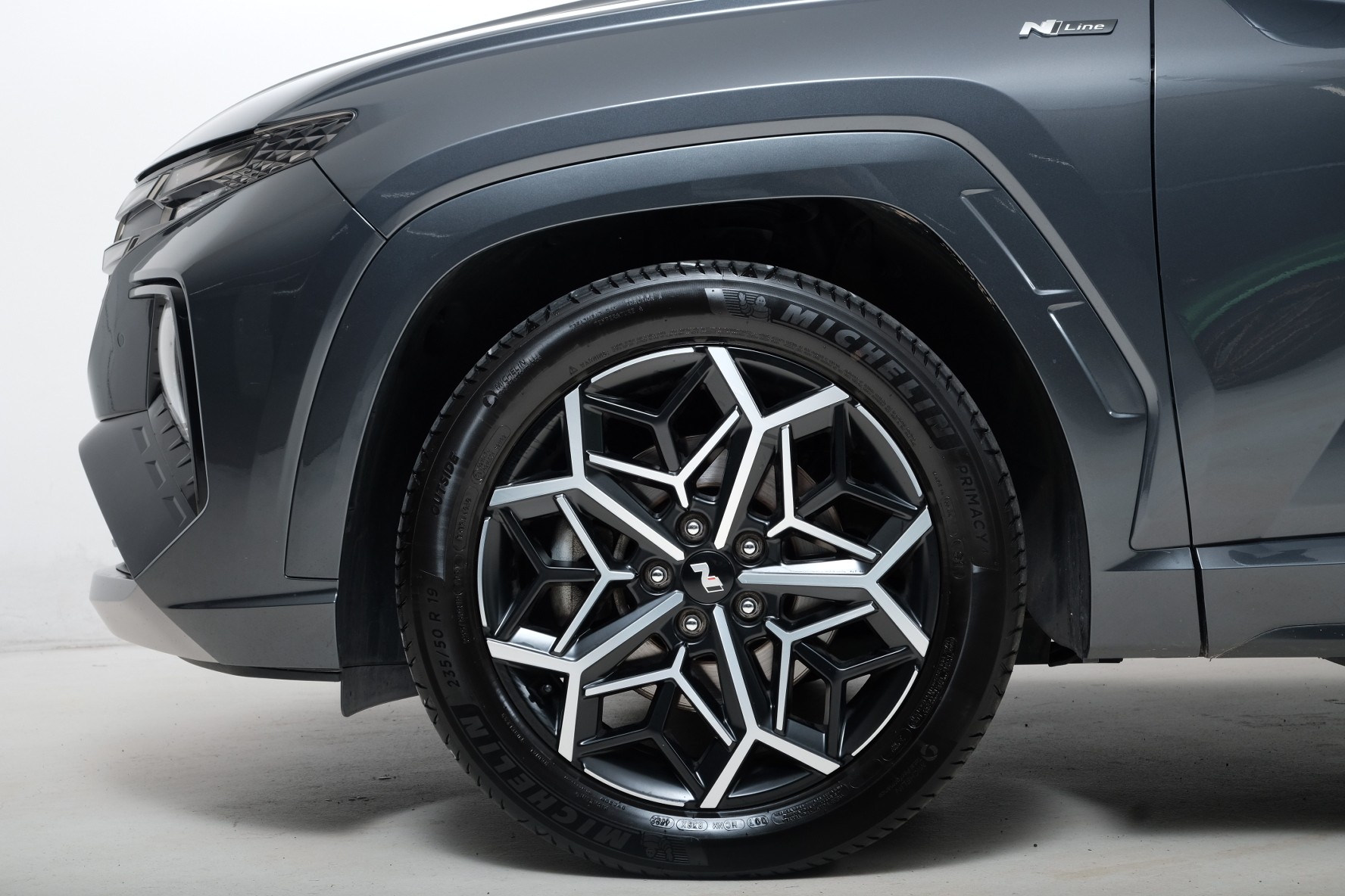 HYUNDAI Tucson 1.6 TGDI 48V Amplia DCT 4WD-image-2