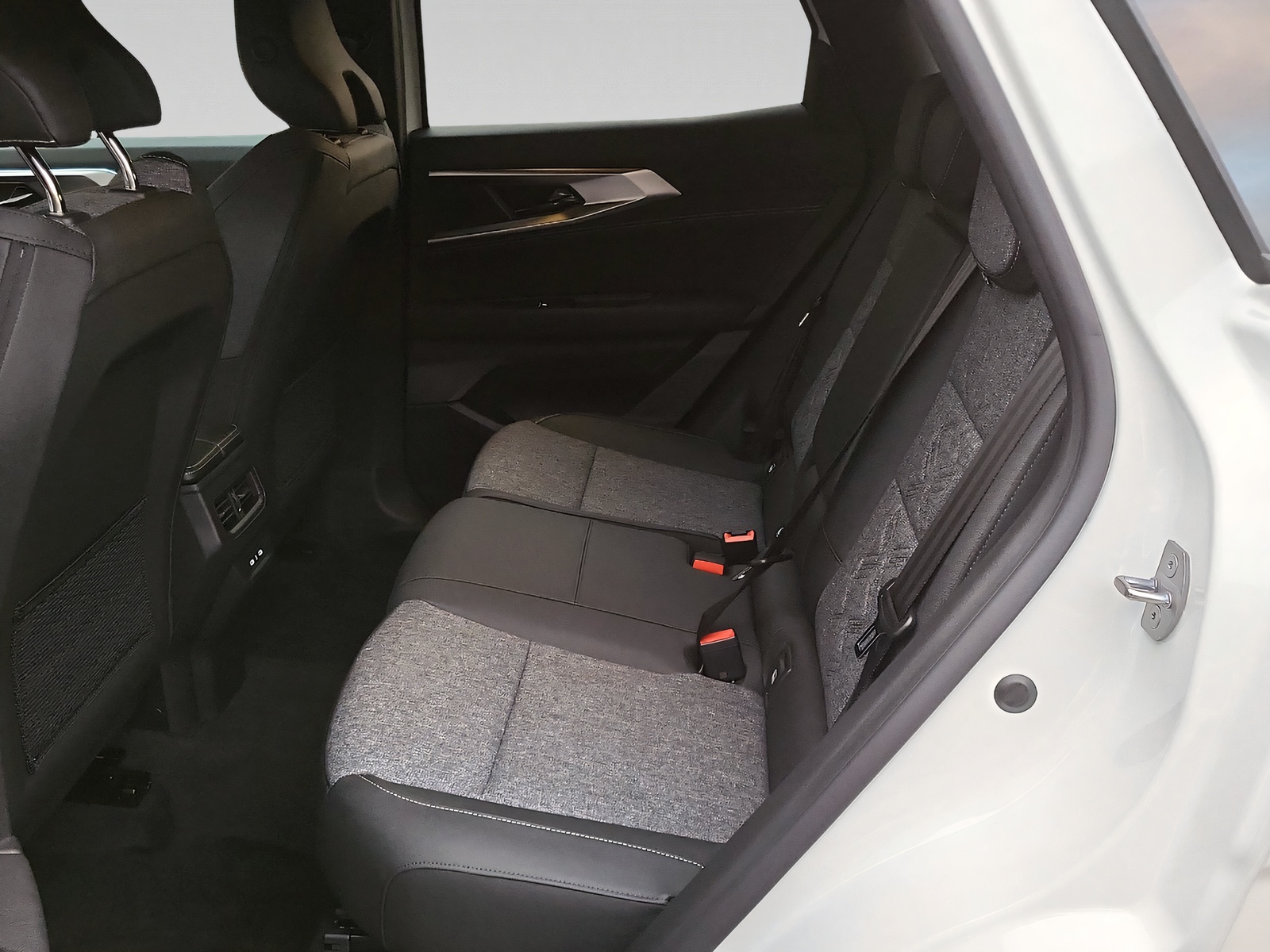 RENAULT Austral techno mild hybrid 160 auto-image-10