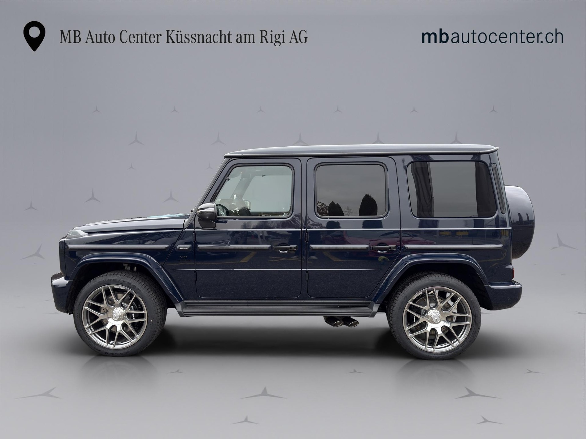 MERCEDES-BENZ G 63 AMG-image-2
