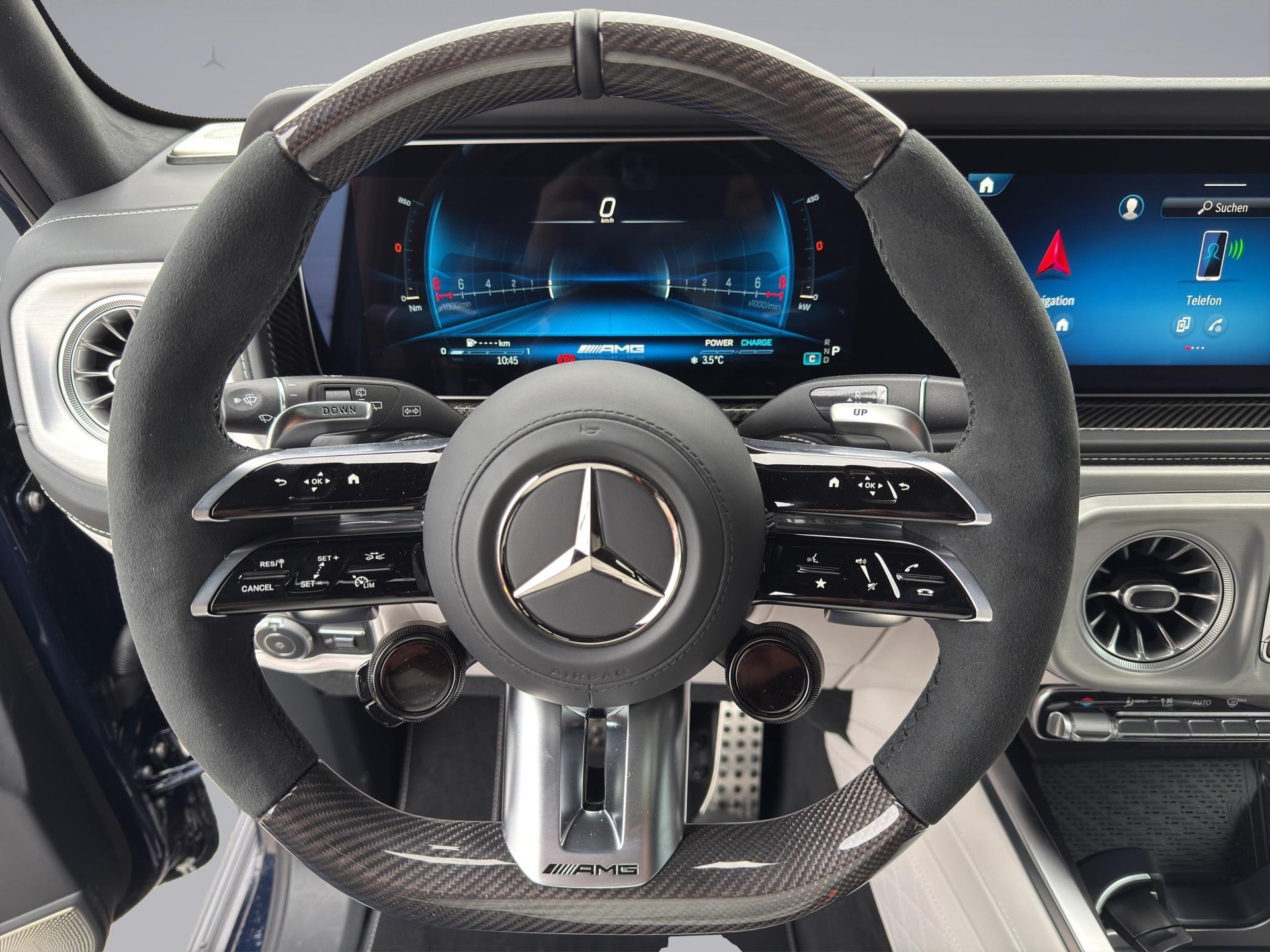 MERCEDES-BENZ G 63 AMG-image-8