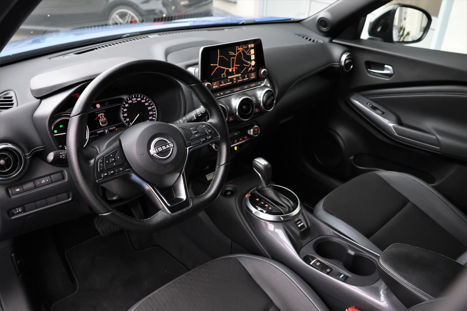 NISSAN Juke 1.6 FHEV N-Connecta (CH) "Unplugged Limited Edition 079/500"-image-8