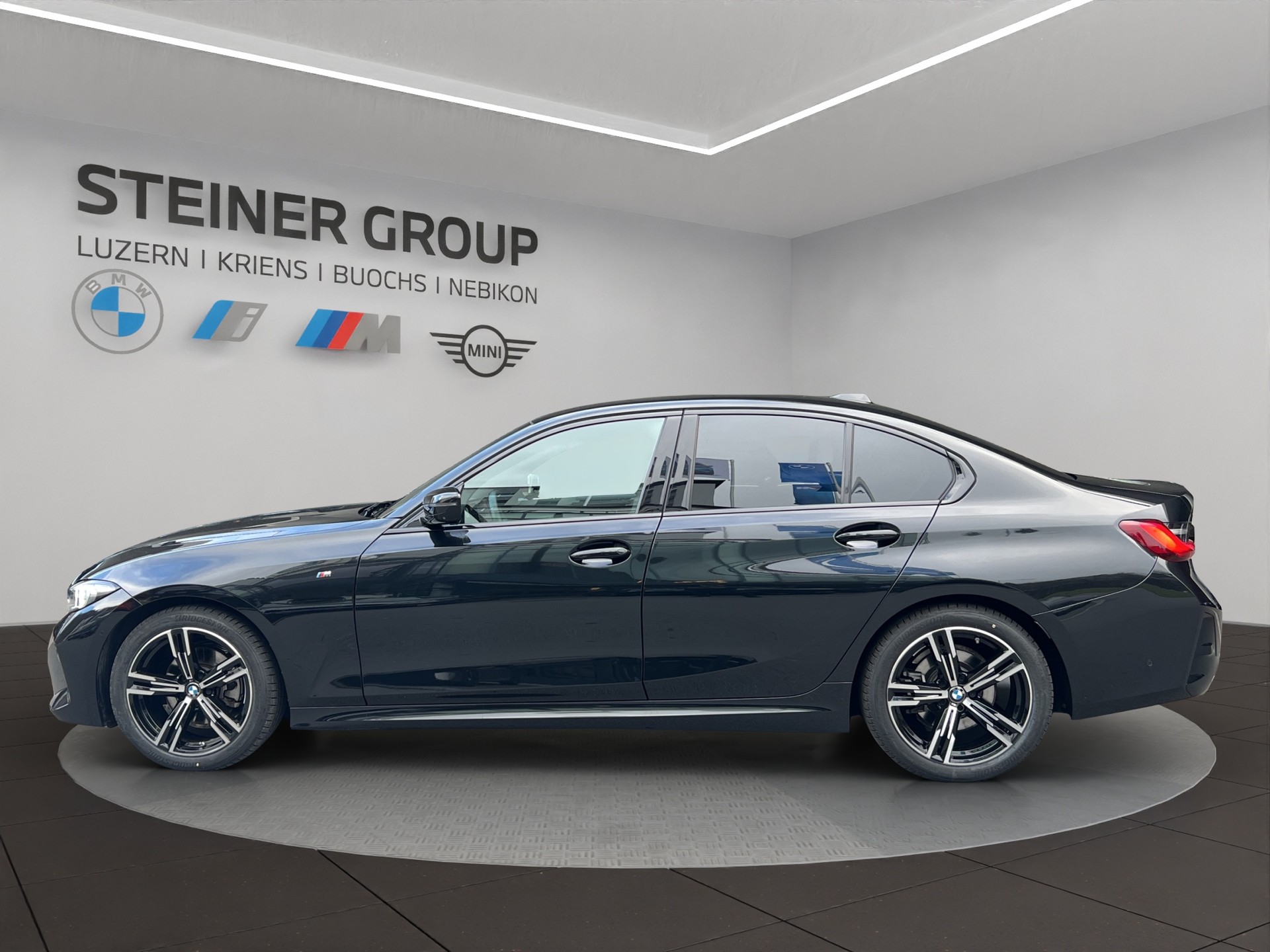 BMW 320d xDrive 48V Steptronic M Sport-image-7