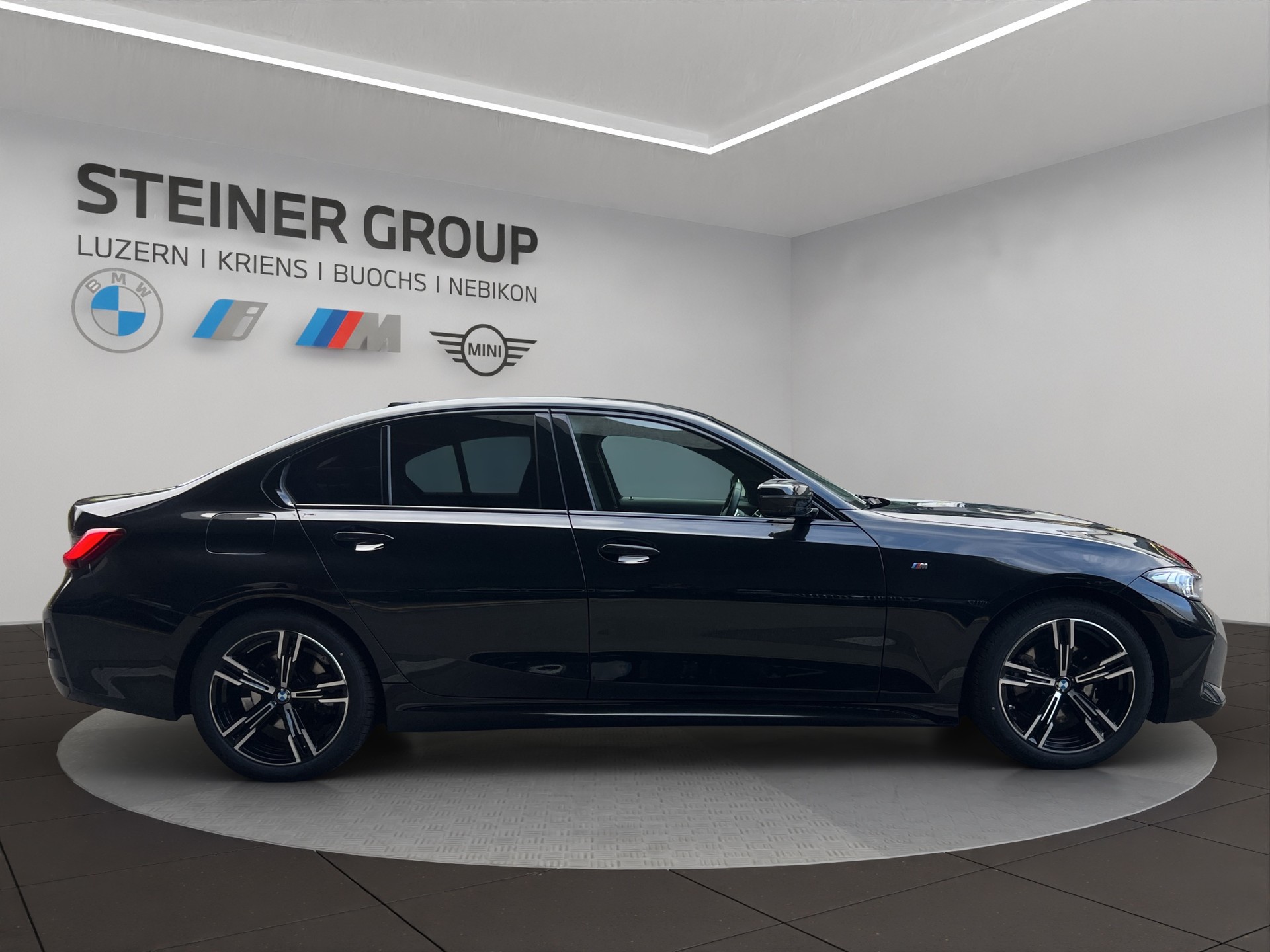 BMW 320d xDrive 48V Steptronic M Sport-image-3