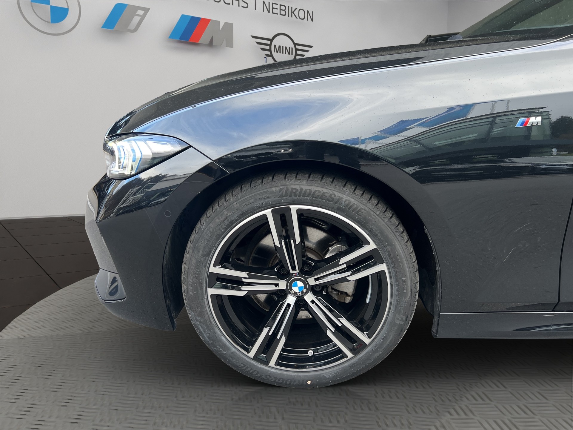 BMW 320d xDrive 48V Steptronic M Sport-image-8