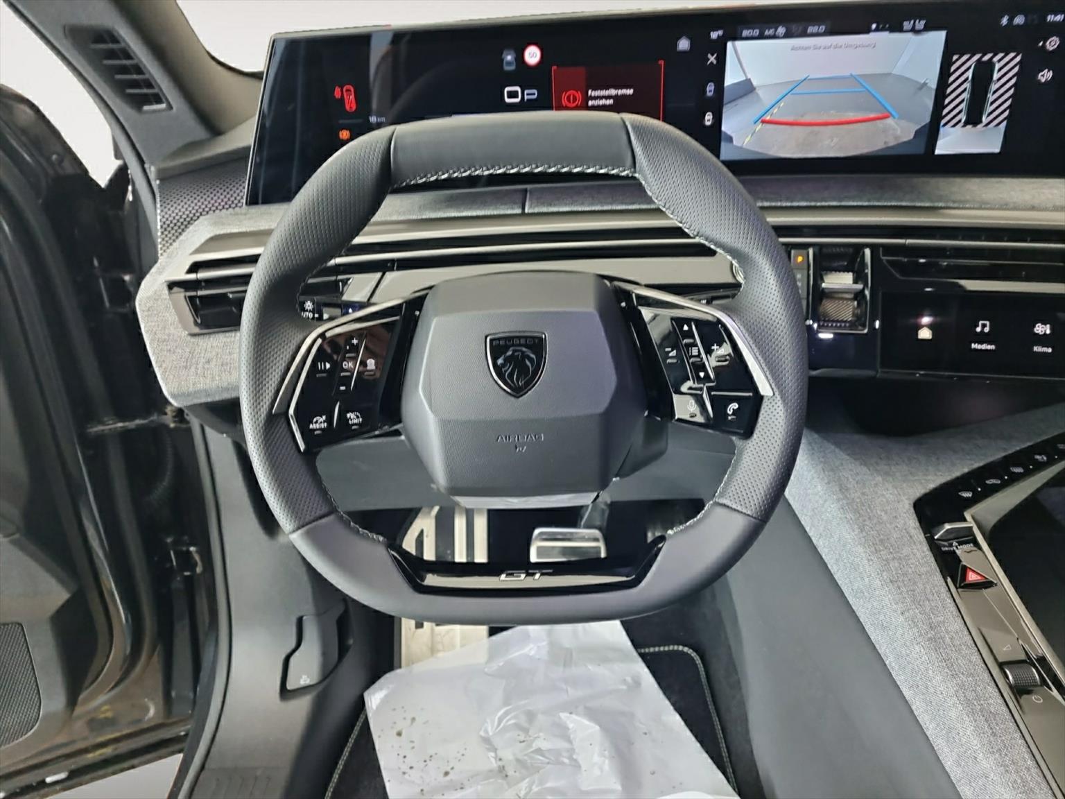 PEUGEOT 5008 145 Hybrid GT 7-Plätzer Pano-image-6