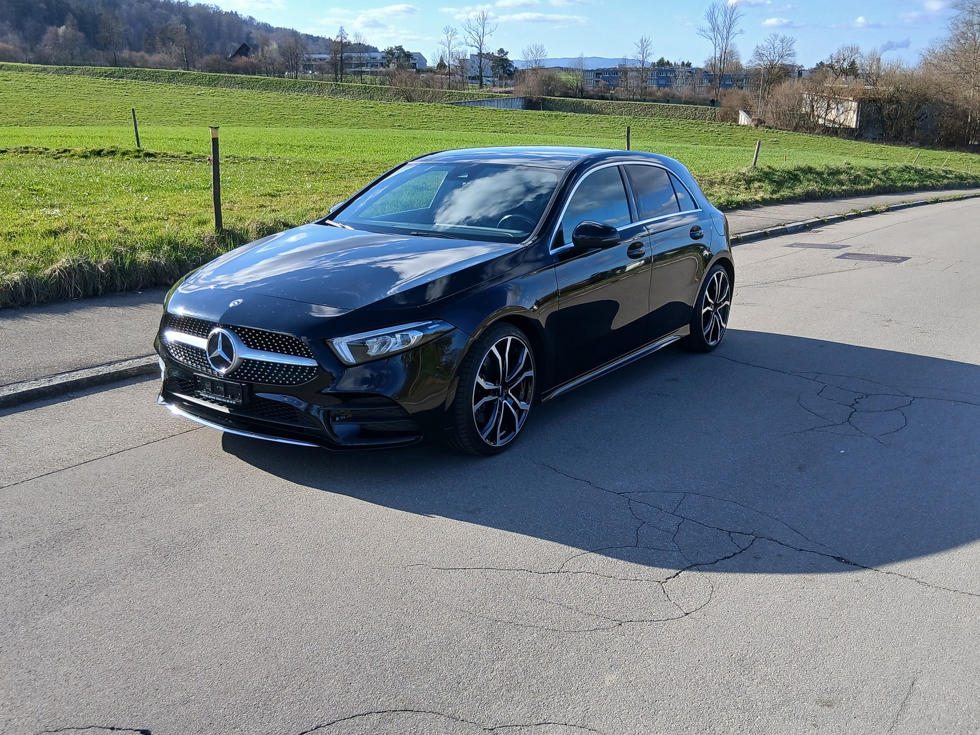MERCEDES-BENZ A 220 AMG Line 7G-DCT 4Matic
