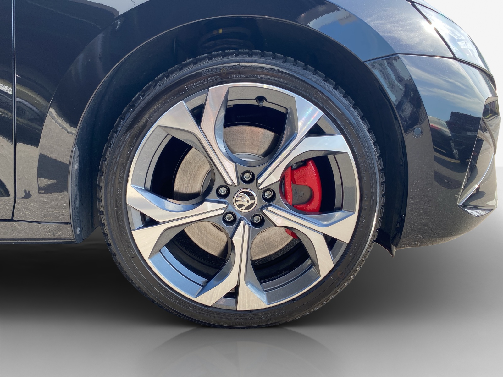 SKODA Octavia Combi 2.0 TSI DSG RS-image-12