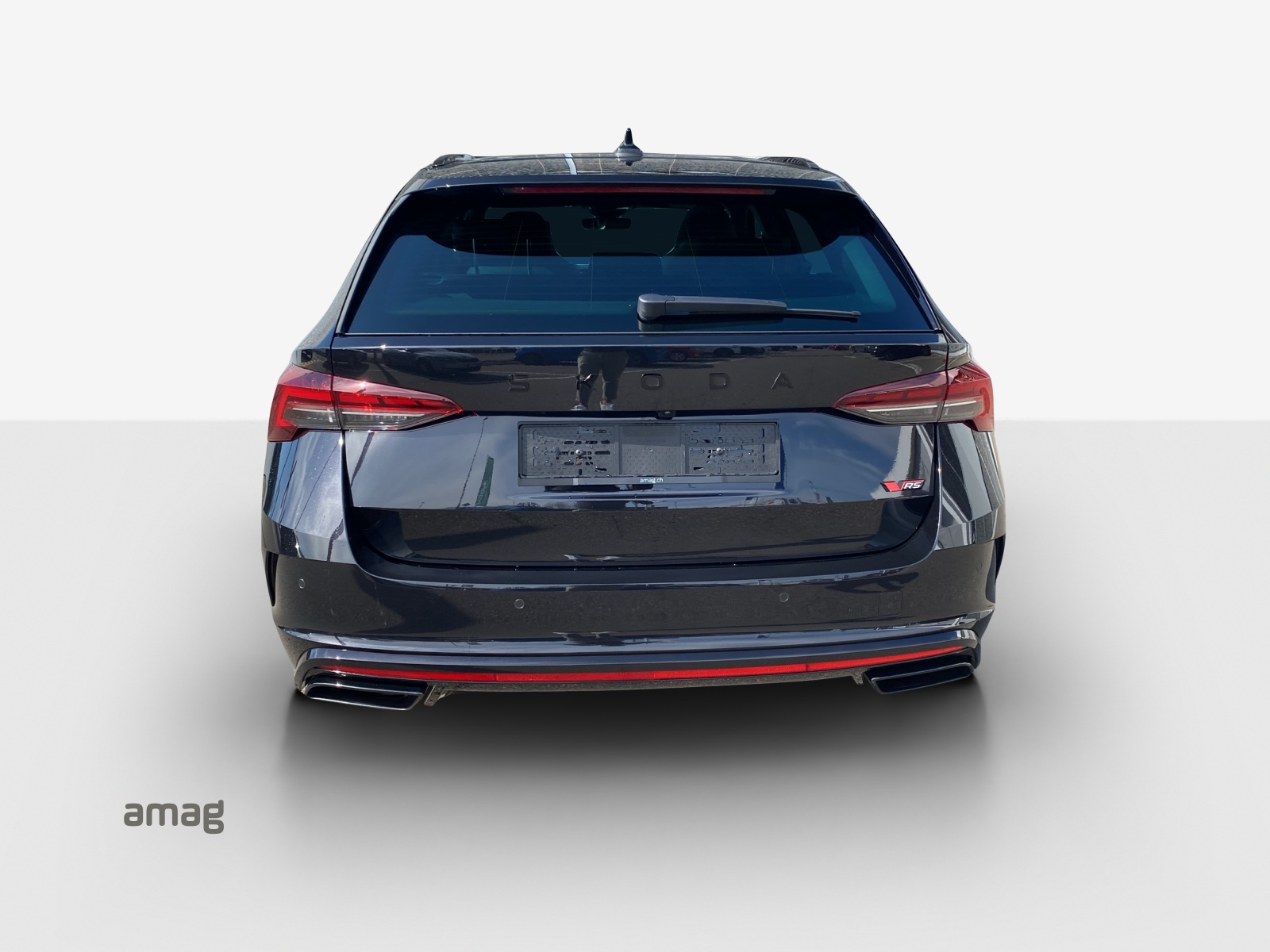 SKODA Octavia Combi 2.0 TSI DSG RS-image-13