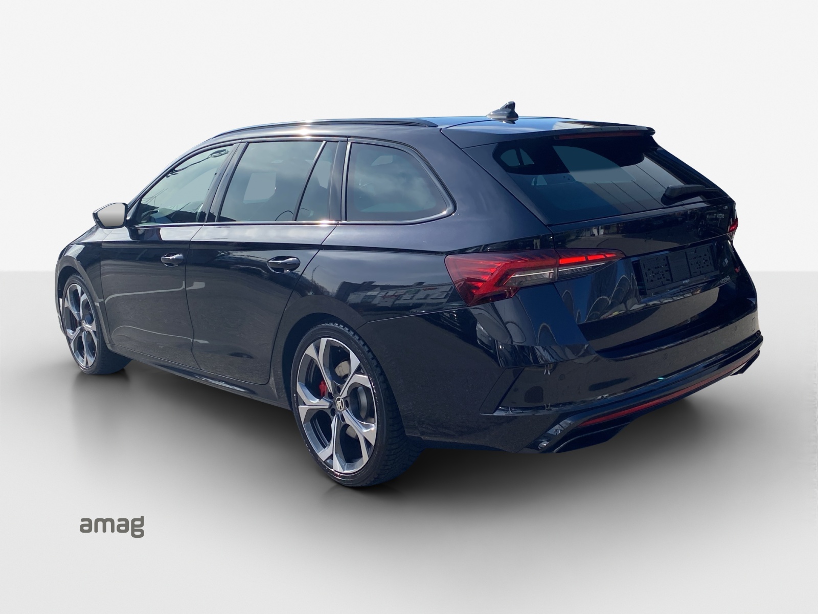 SKODA Octavia Combi 2.0 TSI DSG RS-image-2
