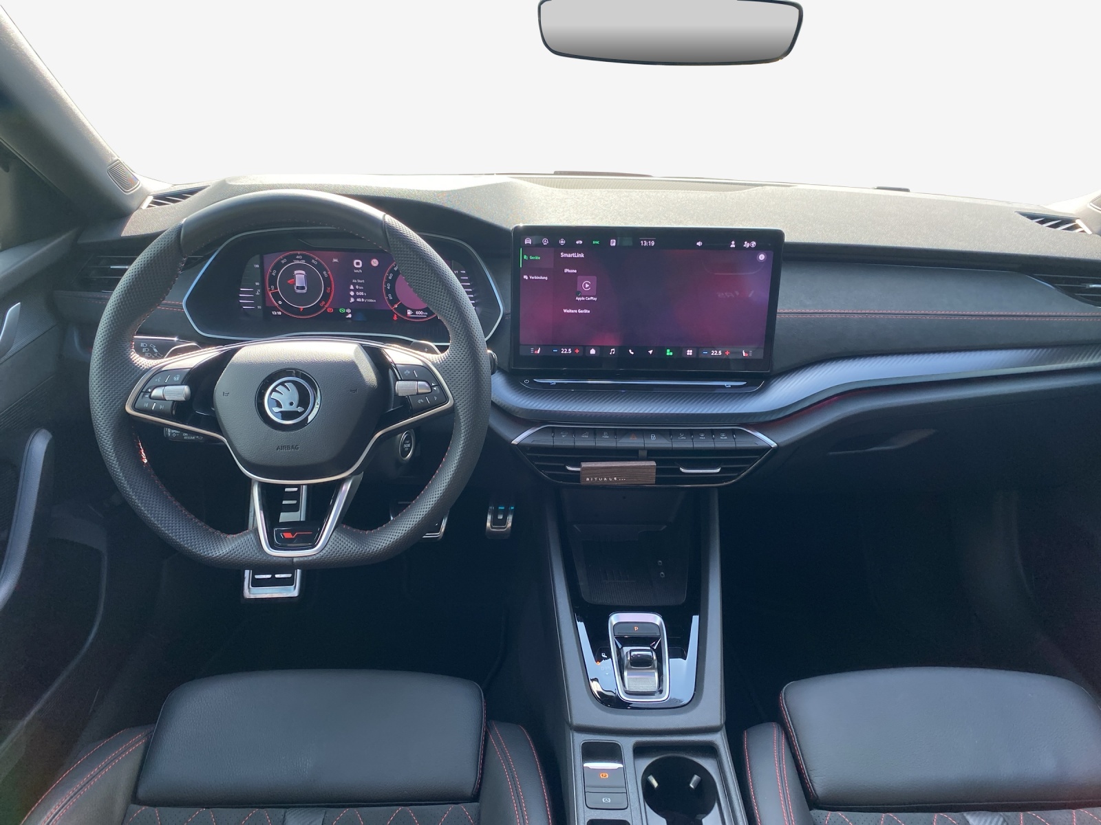 SKODA Octavia Combi 2.0 TSI DSG RS-image-7