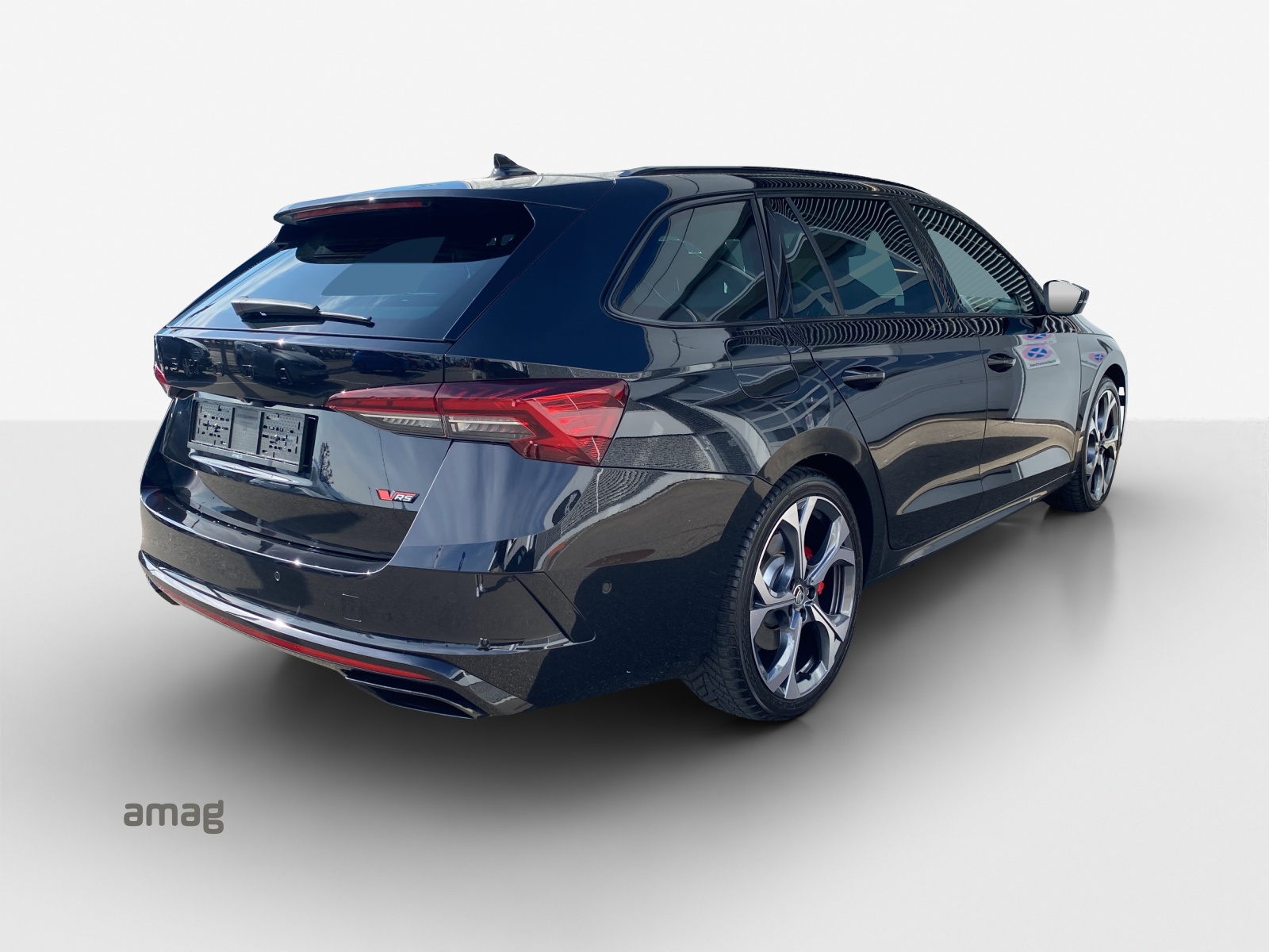 SKODA Octavia Combi 2.0 TSI DSG RS-image-3