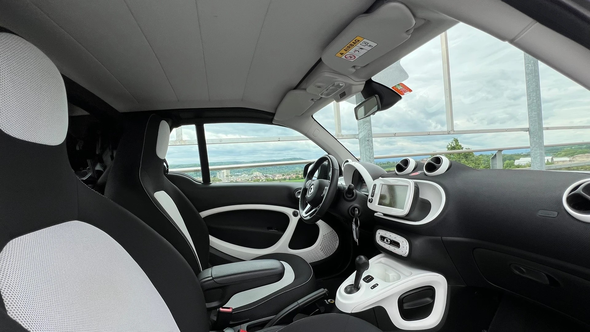 SMART FORTWO PASSION CABRIO TWINMATIC l 90 PS-image-24