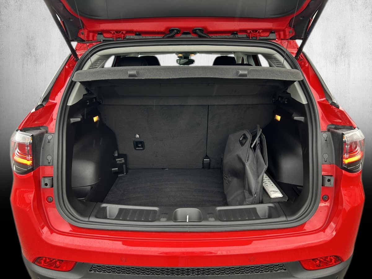 JEEP Compass 1.3 T PHEV Night Eagle AWD-image-11