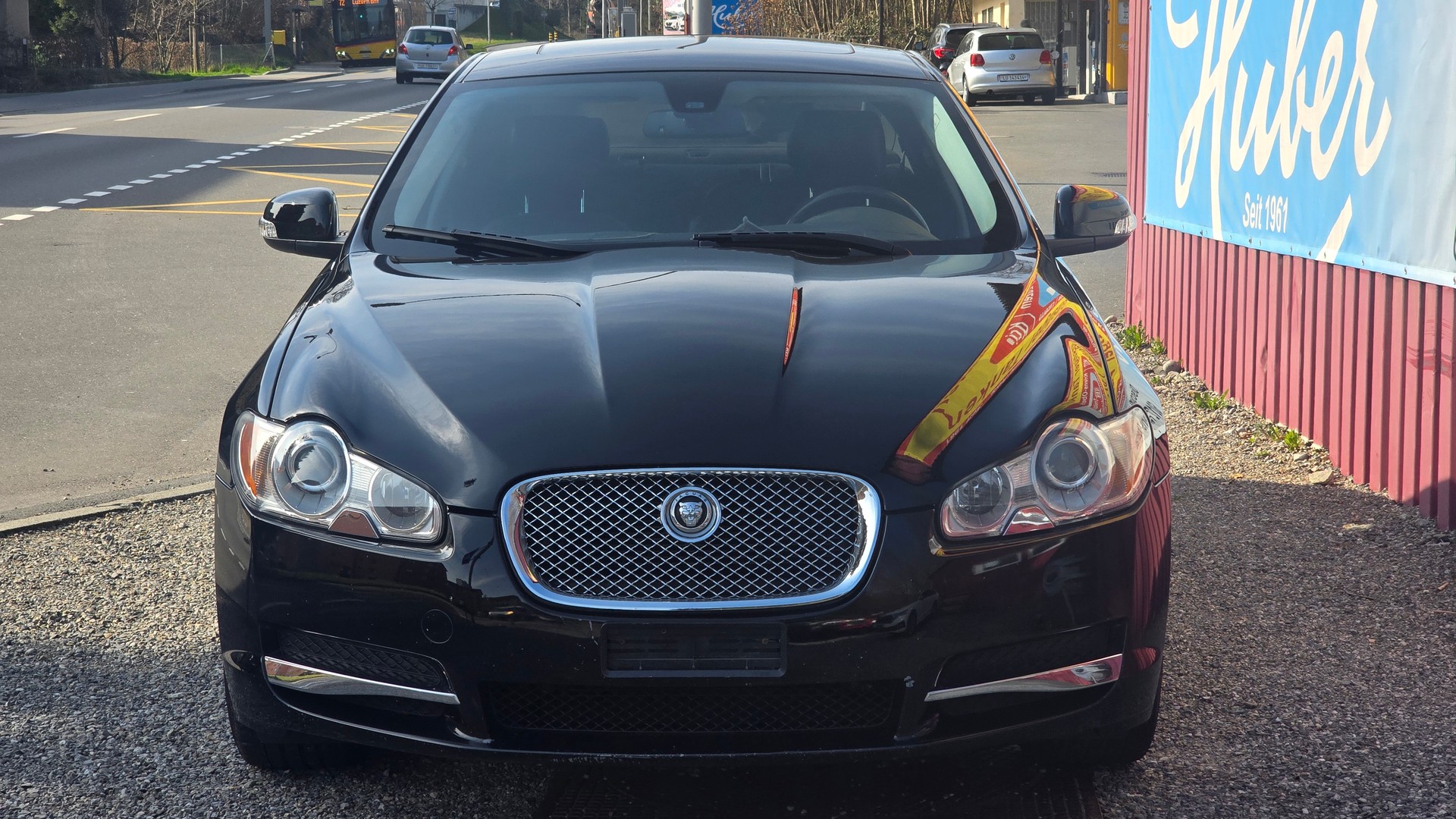 JAGUAR XF 4.2 V8-image-1