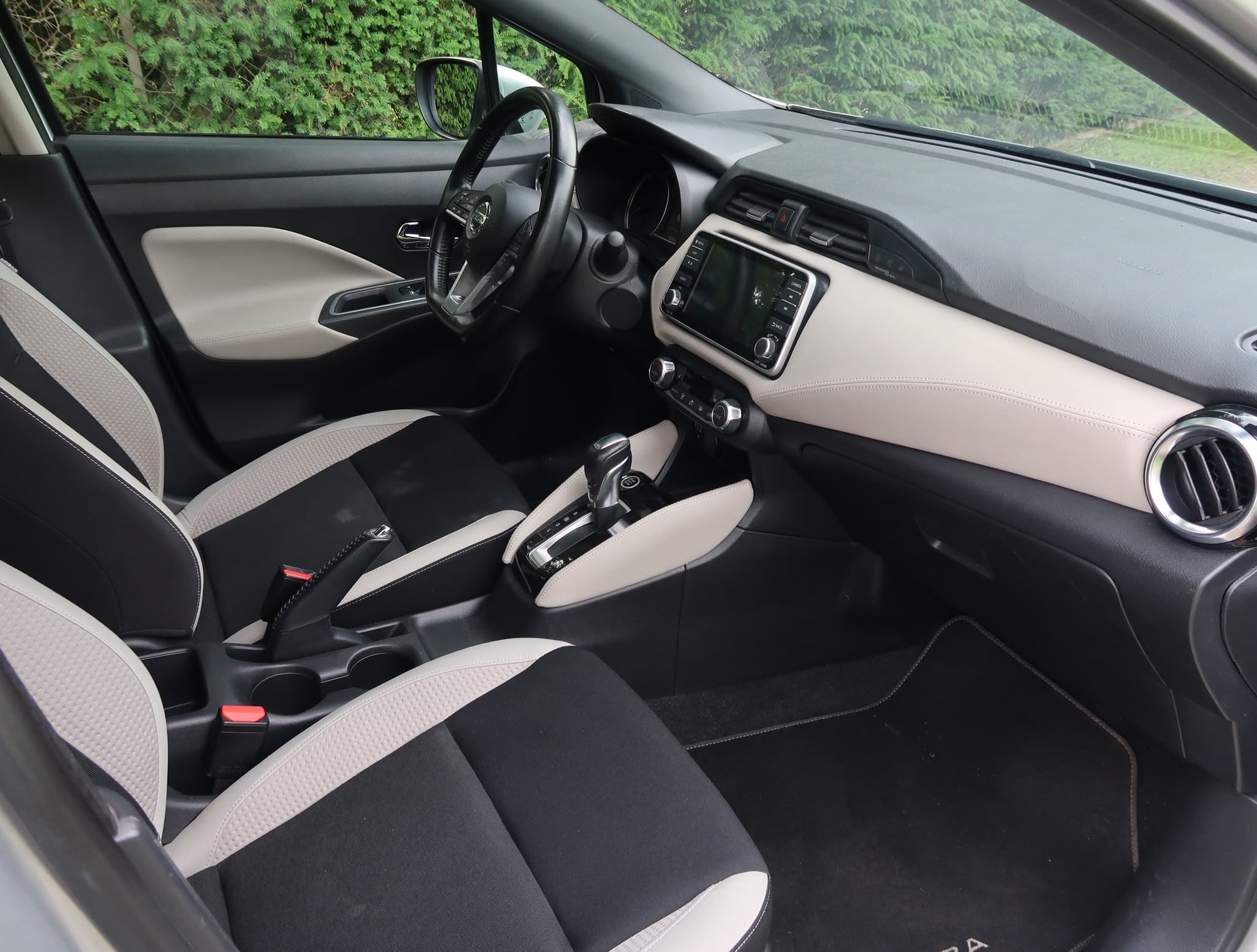 NISSAN Micra IG-T 100 Xtronic tekna (édition)-image-14